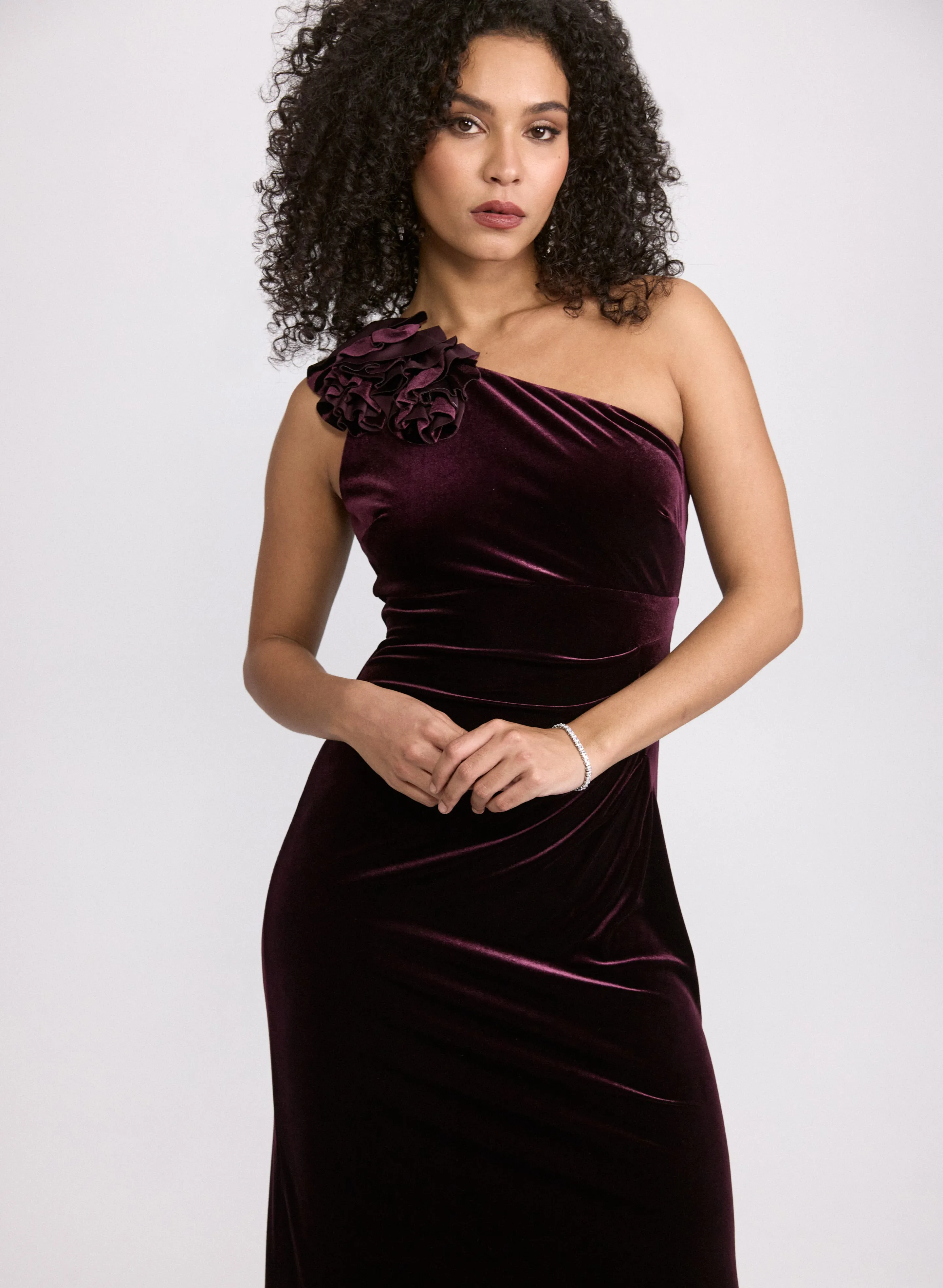 Velvet One-Shoulder Dress sold by Laura product image thumbnail 5