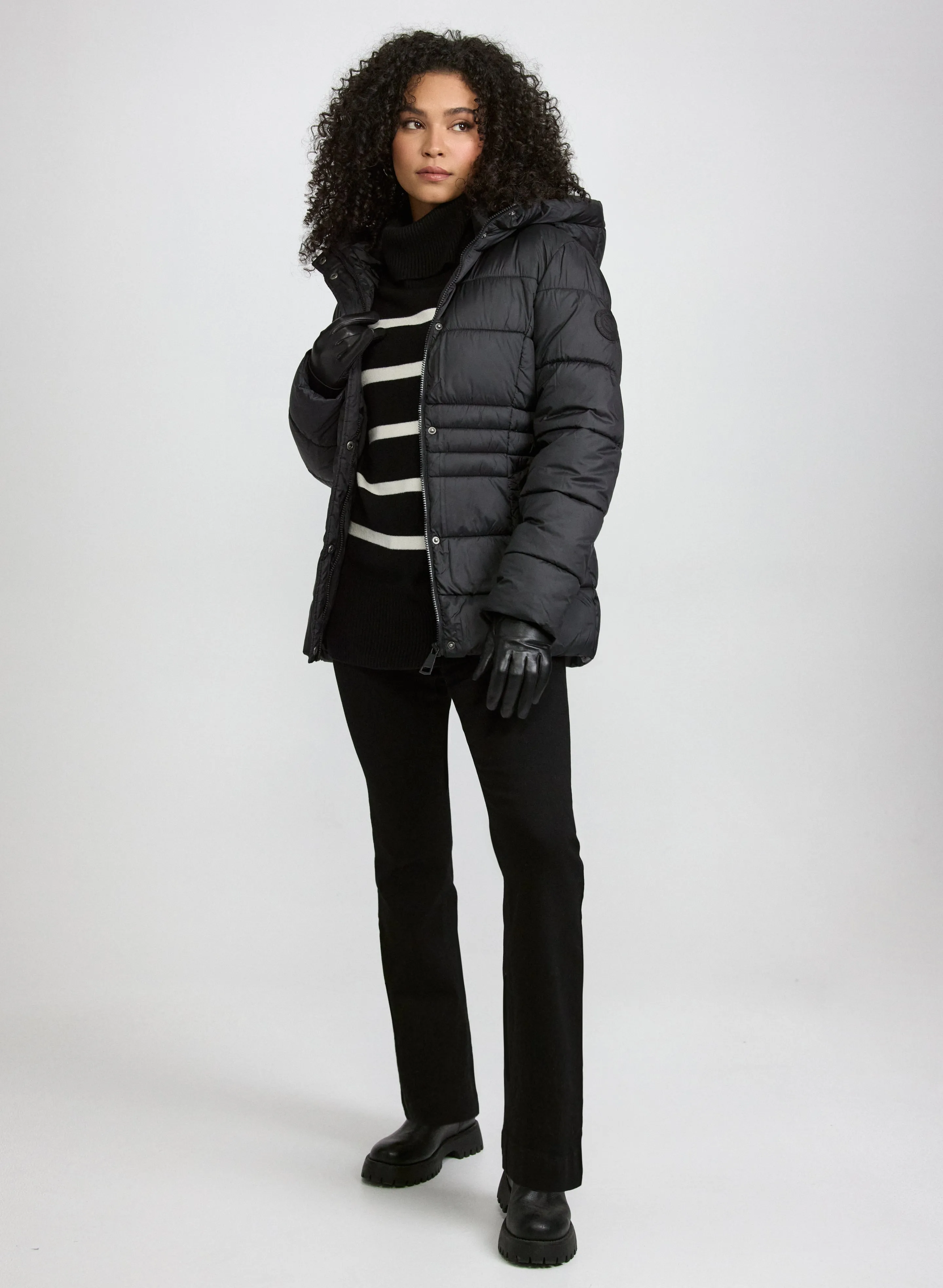 Simon Chang - Puffer Coat sold by Laura product image thumbnail 2