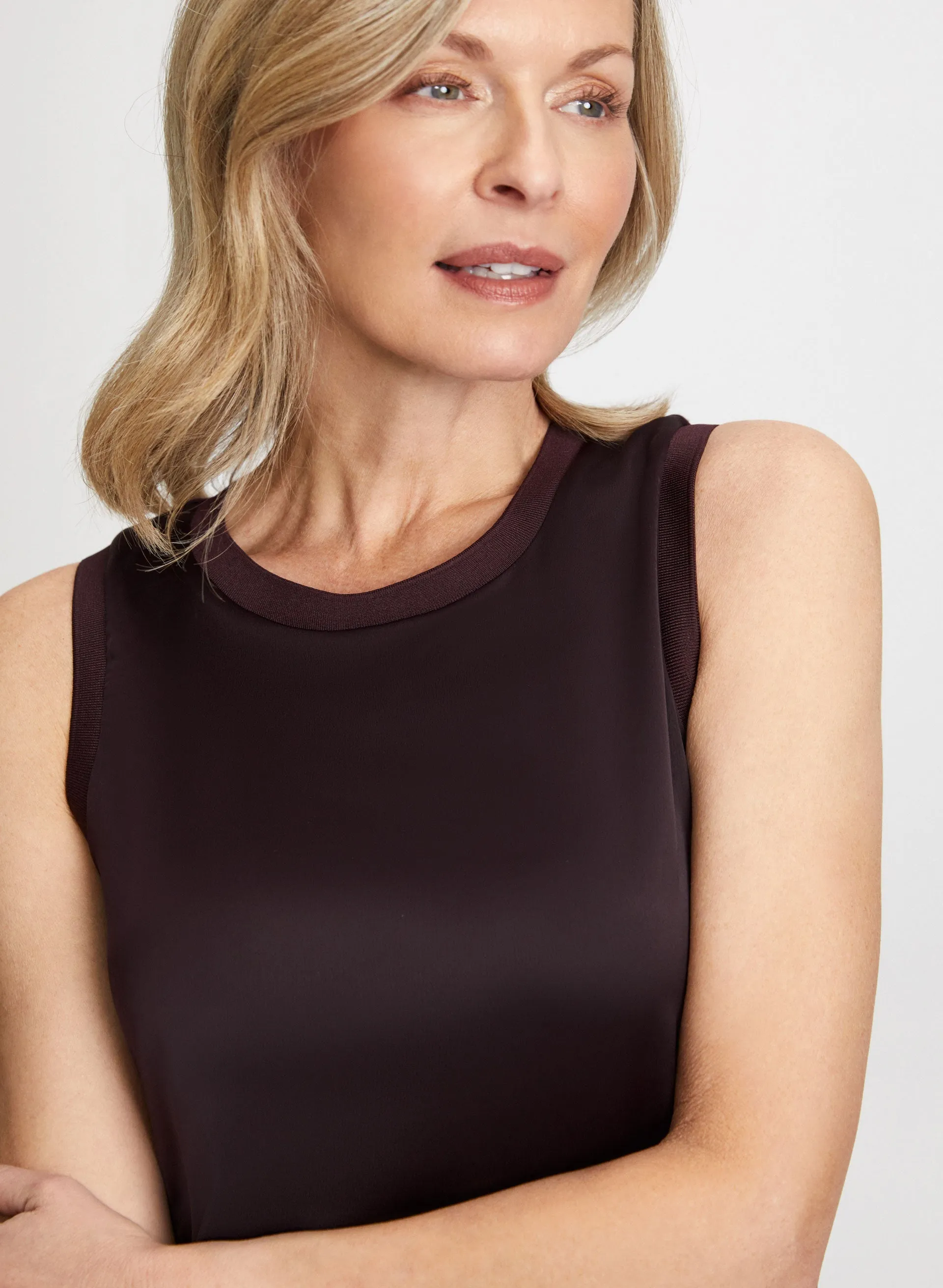 Sleeveless Top sold by Laura product image thumbnail 2