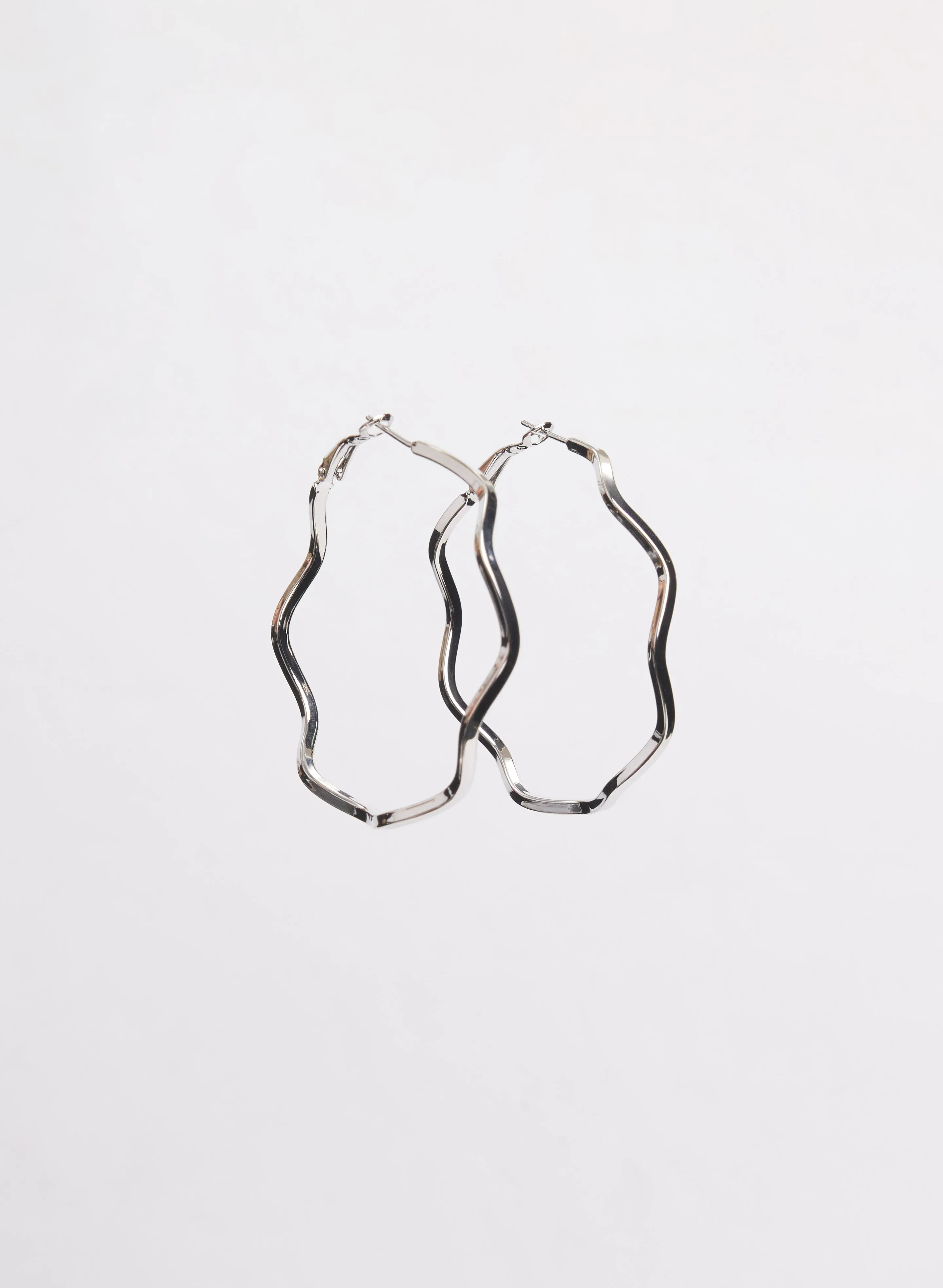 Wavy Hoop Earrings sold by Laura product image thumbnail 3
