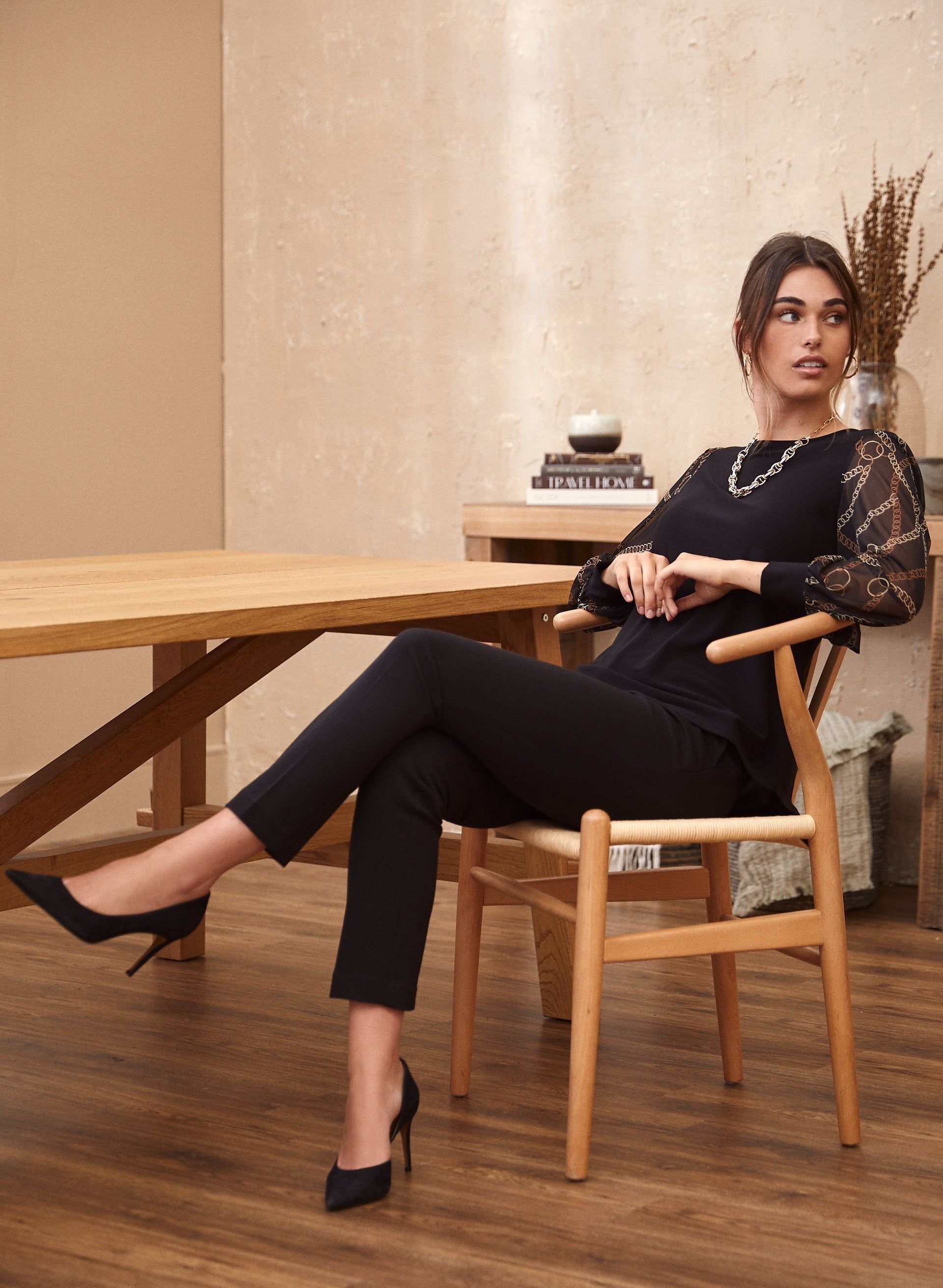 Chain Print Sleeve Top sold by Laura product image thumbnail 4