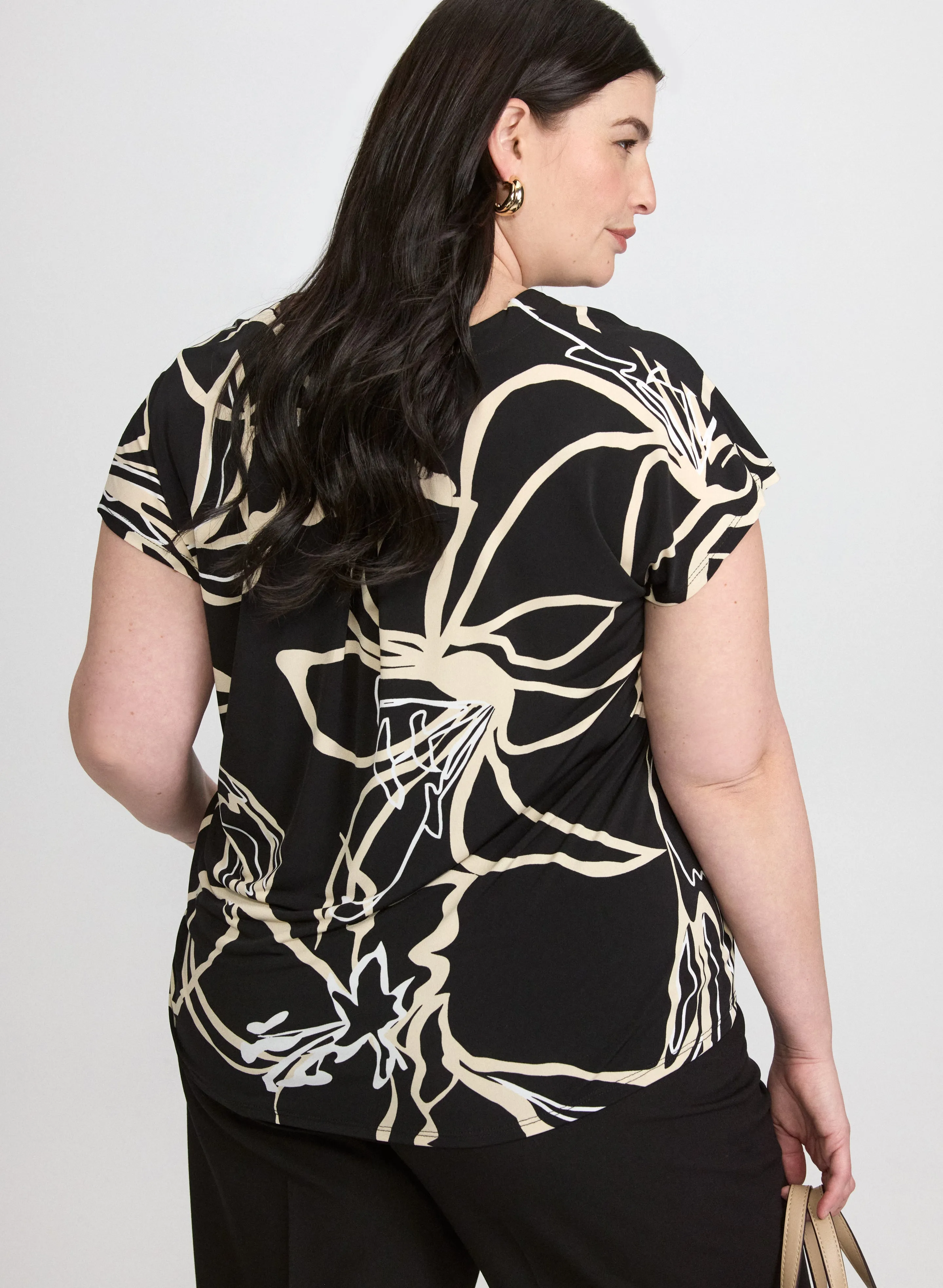 Sketched Floral Top sold by Laura product image thumbnail 4