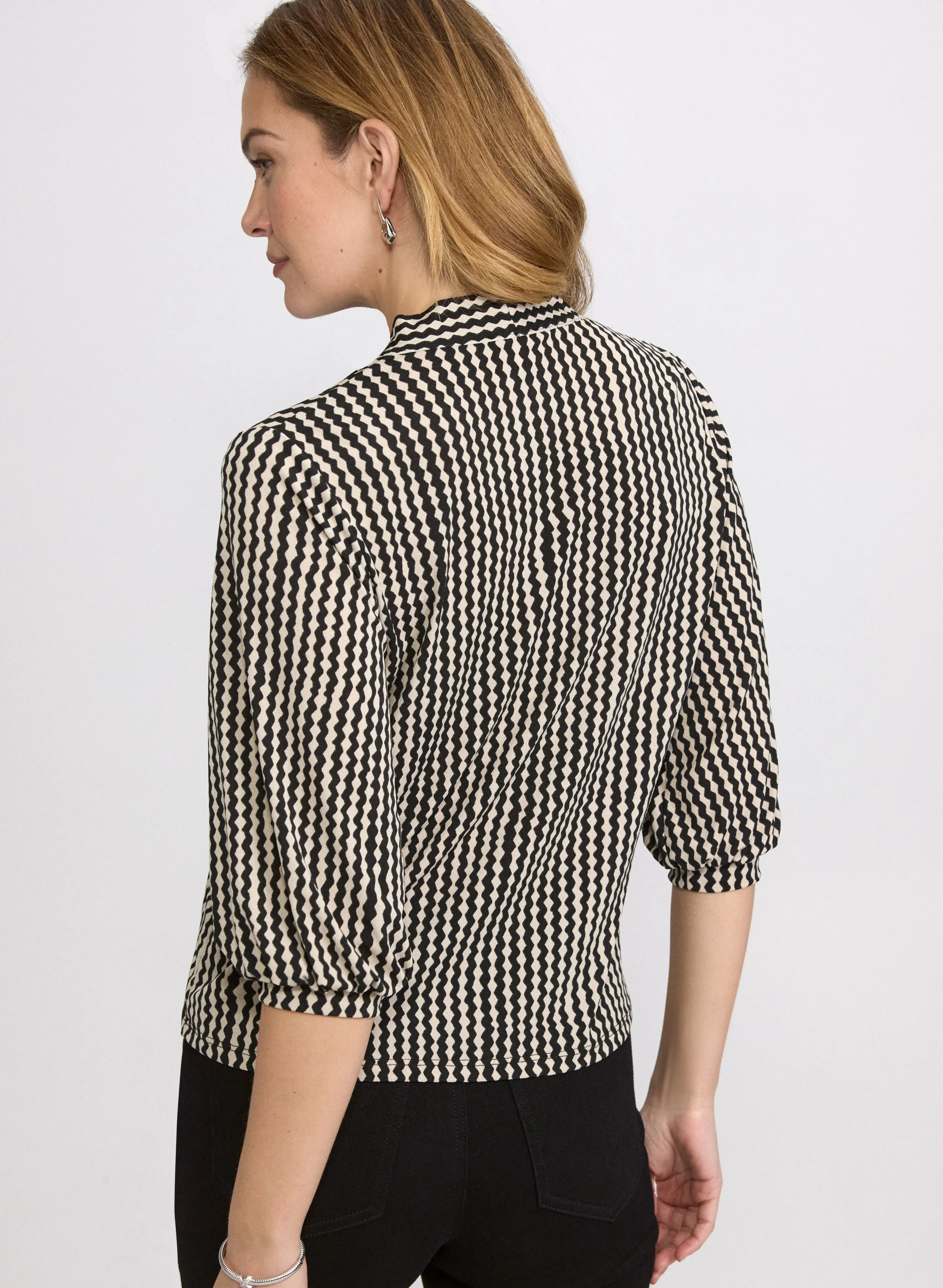 Wavy Stripe Print Top sold by Laura product image thumbnail 4