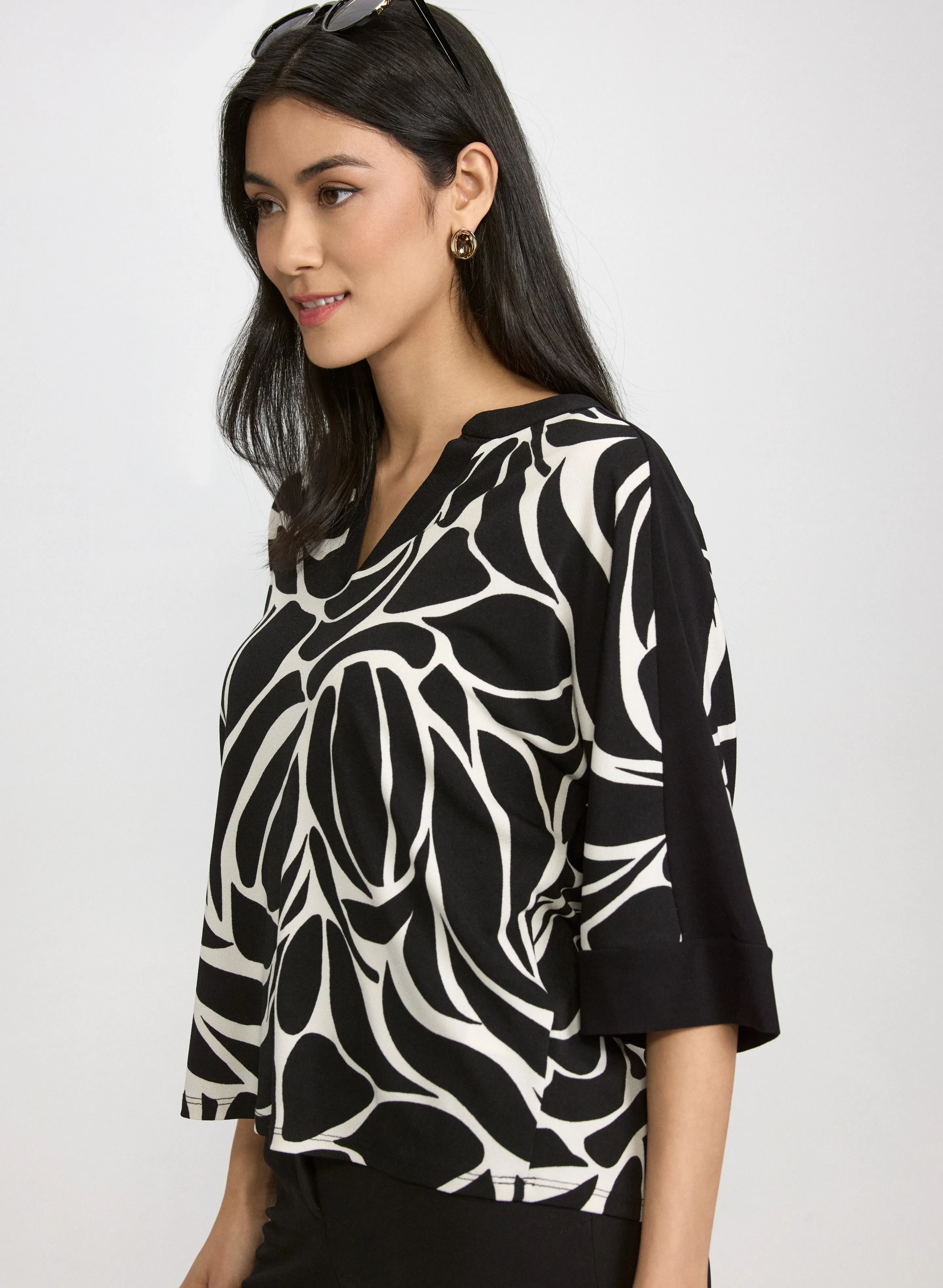 Elbow Sleeve Top sold by Laura product image thumbnail 2