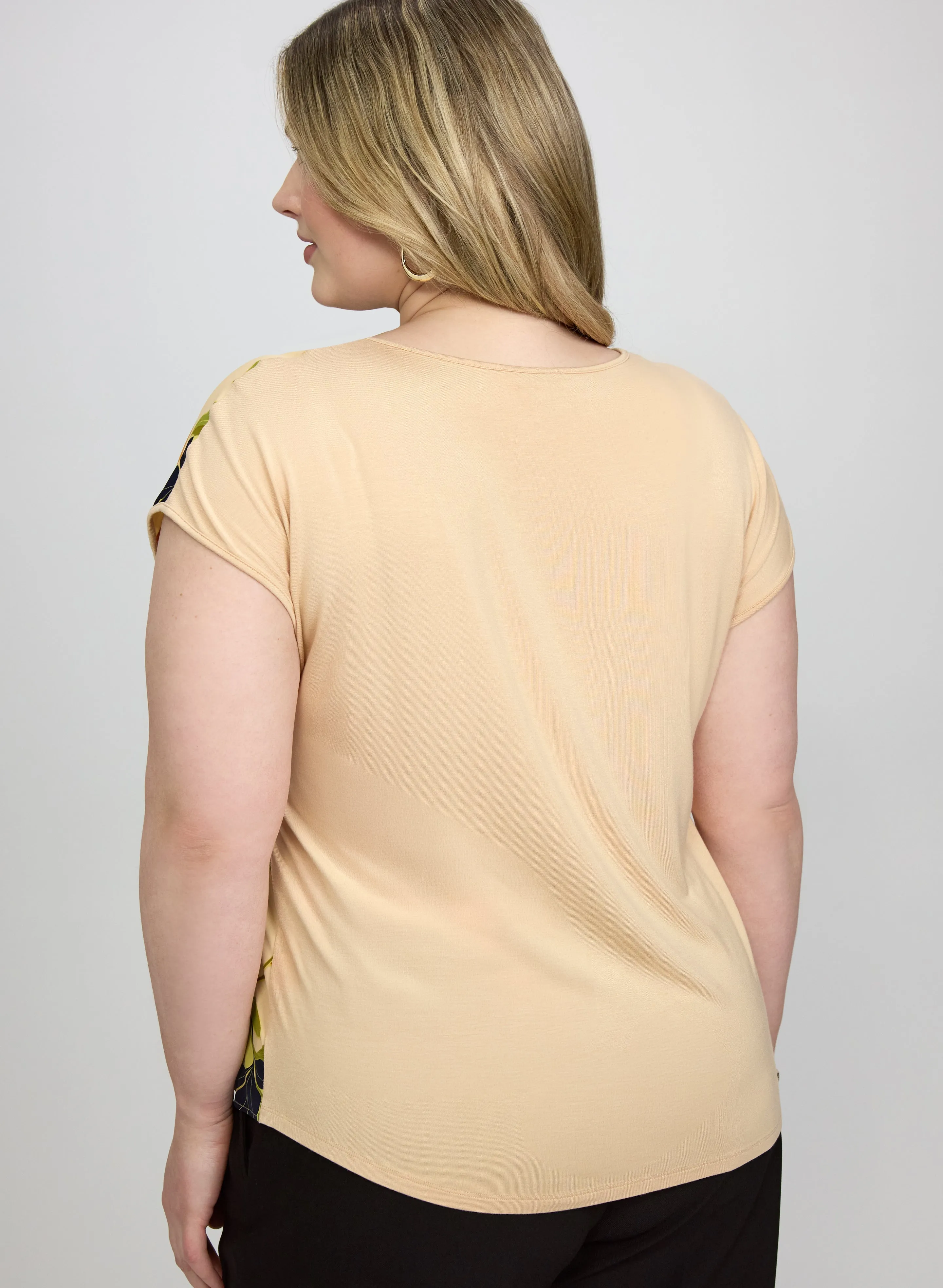 Tropical Print Top sold by Laura product image thumbnail 2