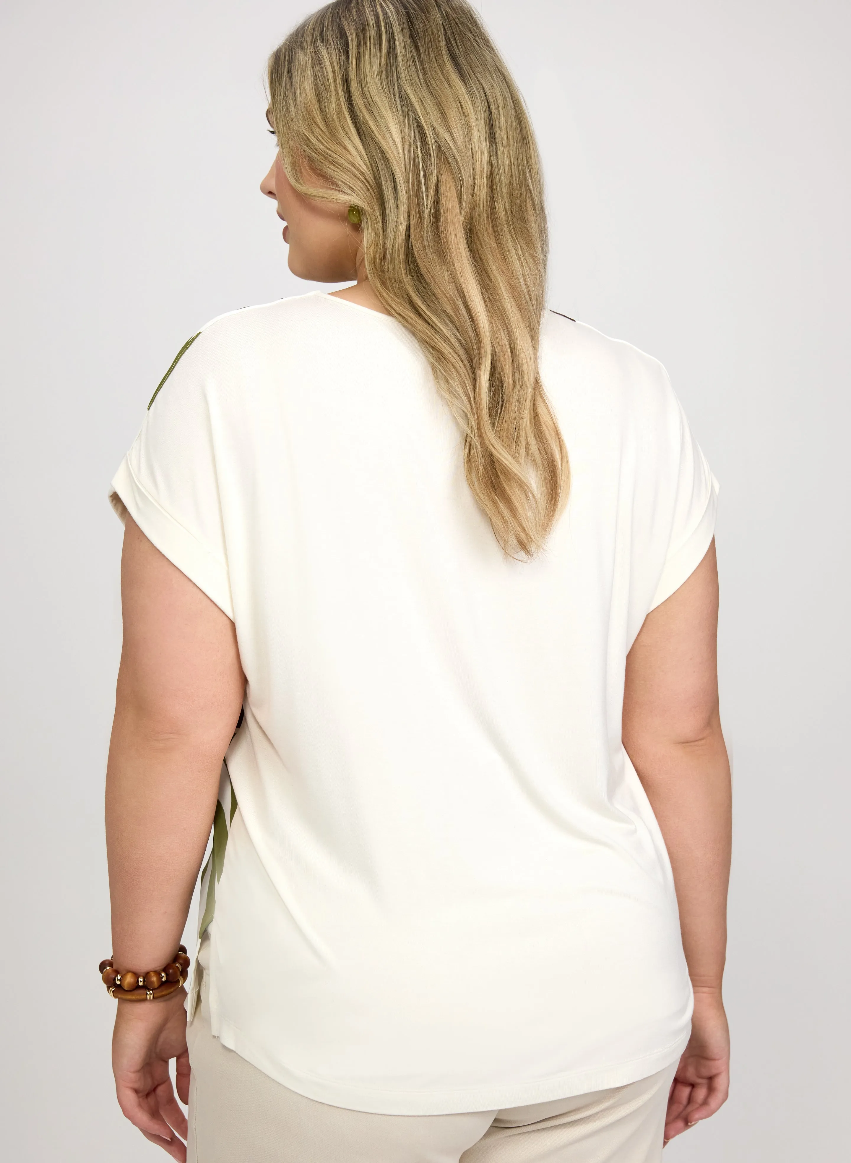 Floral Front Top sold by Laura product image thumbnail 2