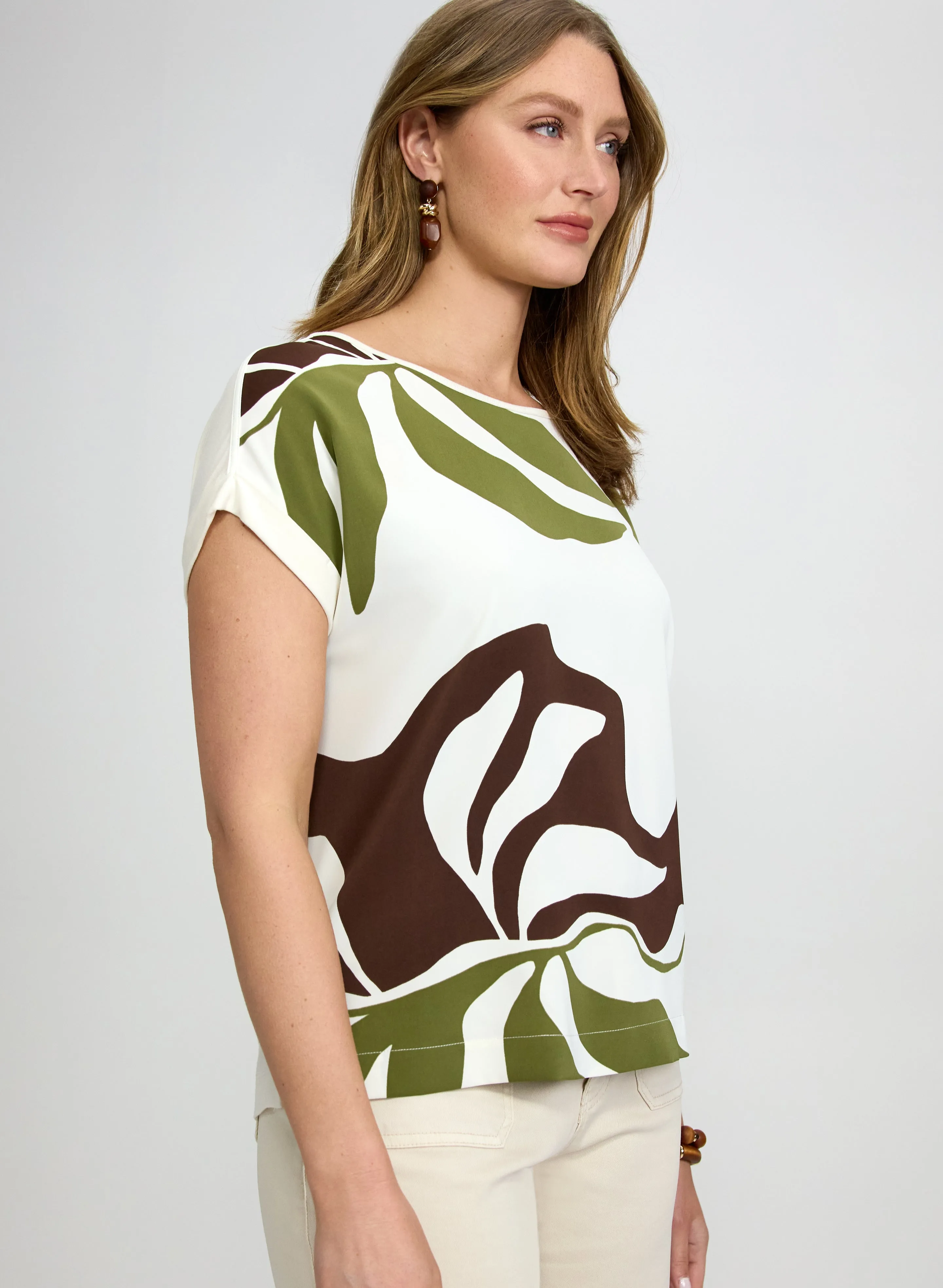 Floral Front Top sold by Laura product image thumbnail 4