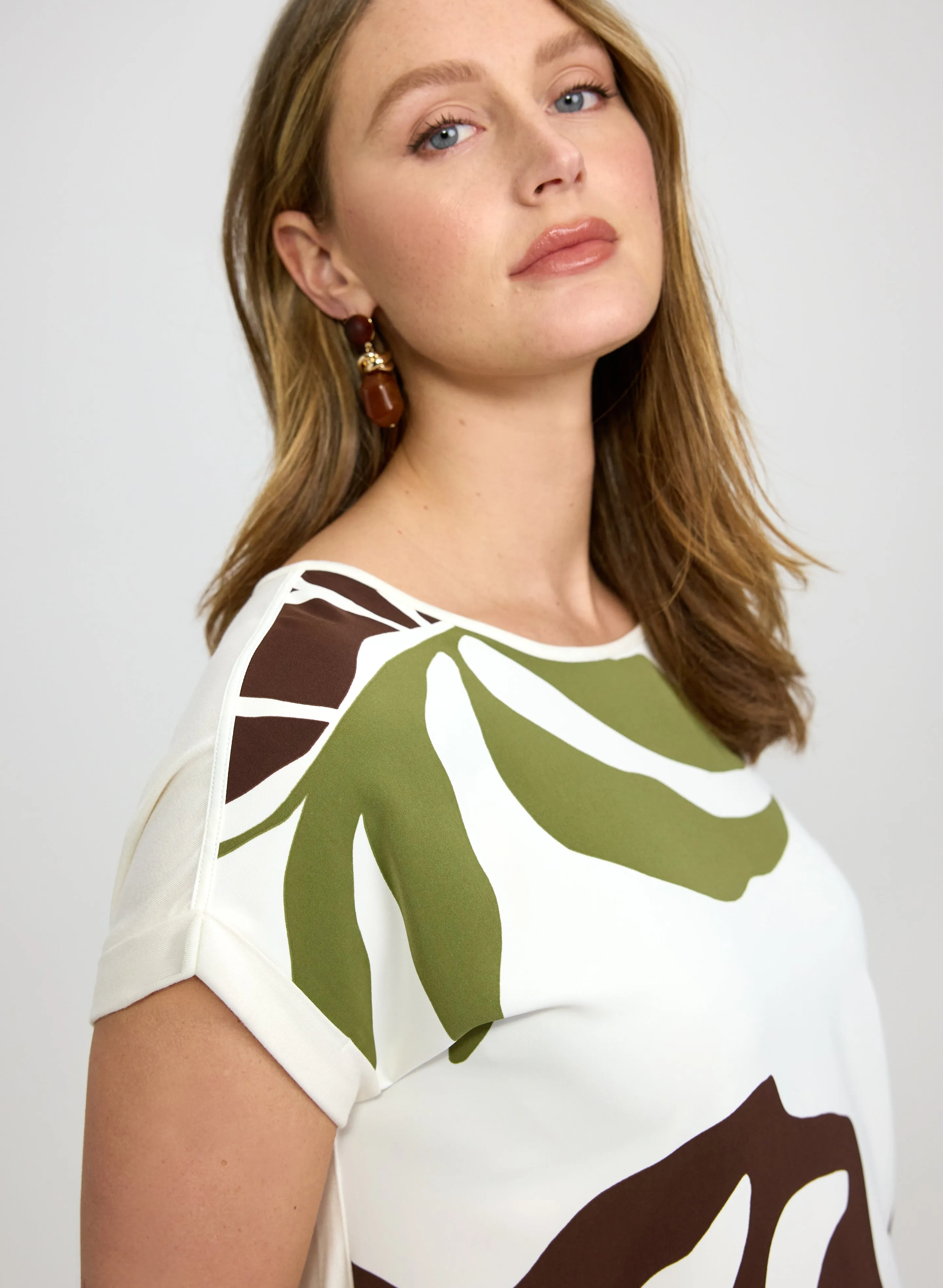 Floral Front Top sold by Laura product image thumbnail 5