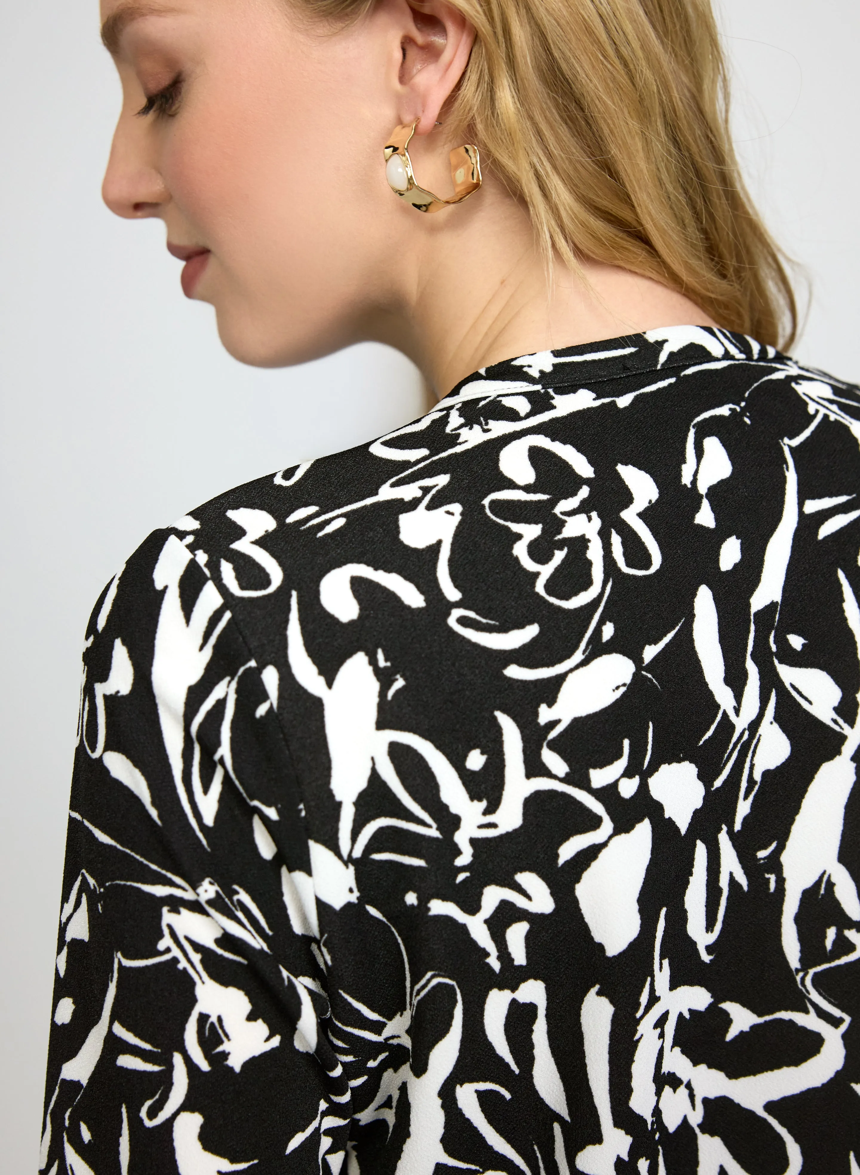 Printed Illusion Top sold by Laura product image thumbnail 5