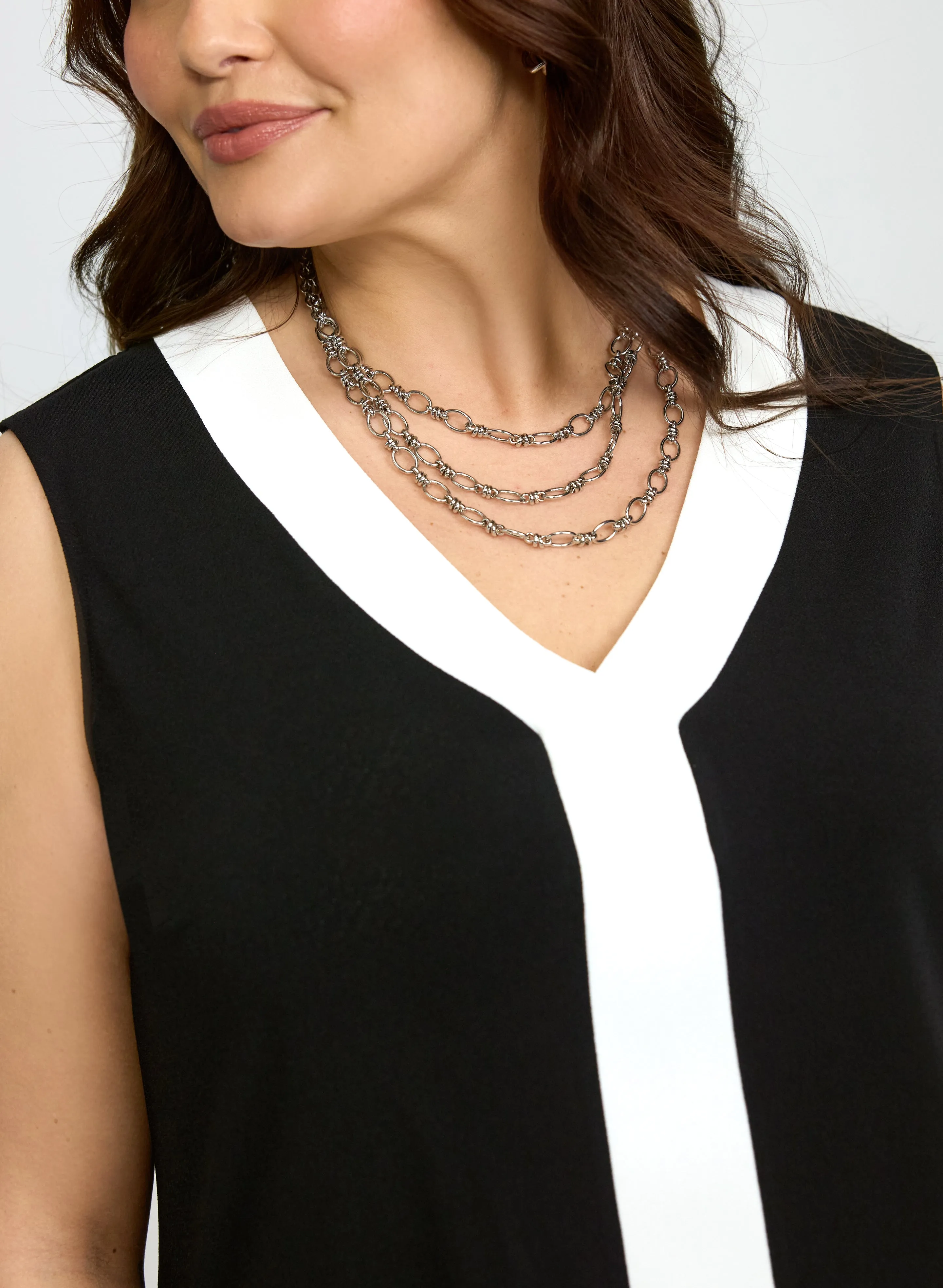 Contrast Top sold by Laura product image thumbnail 2