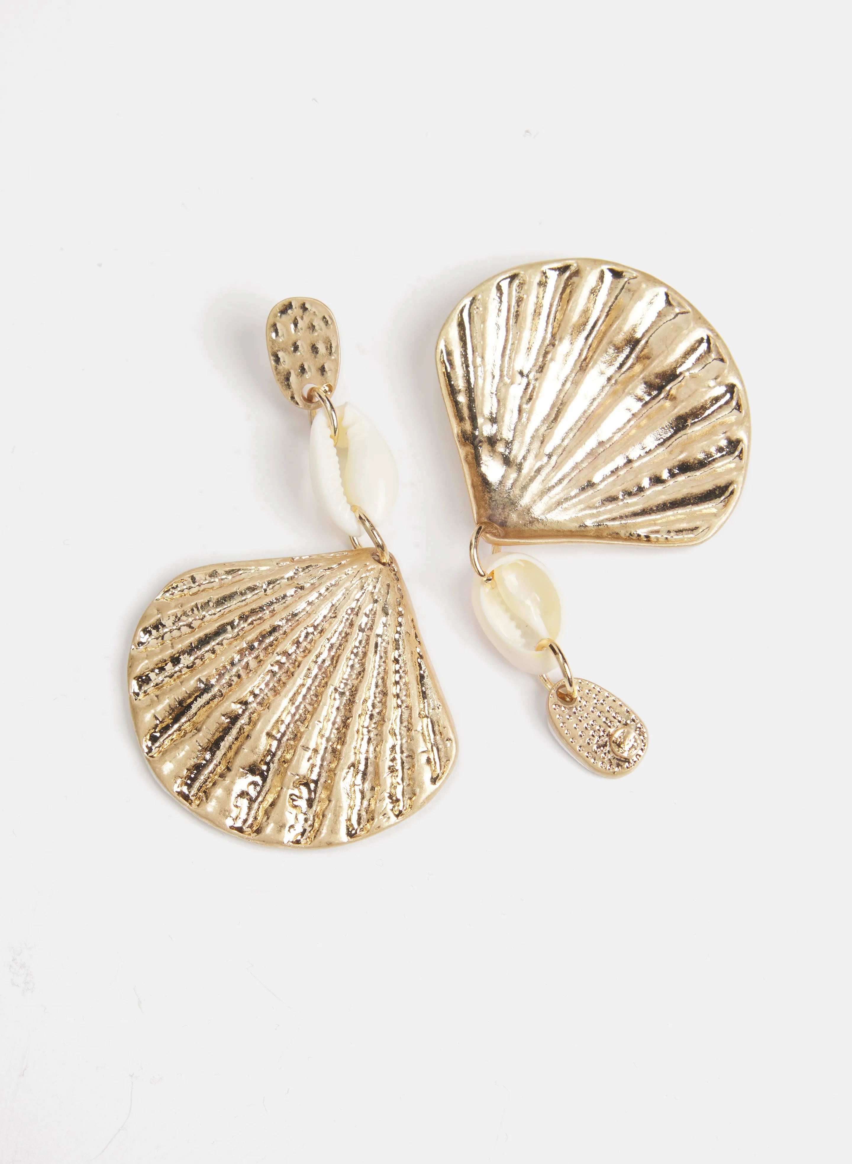 Tiered Shell Earrings sold by Laura product image thumbnail 3