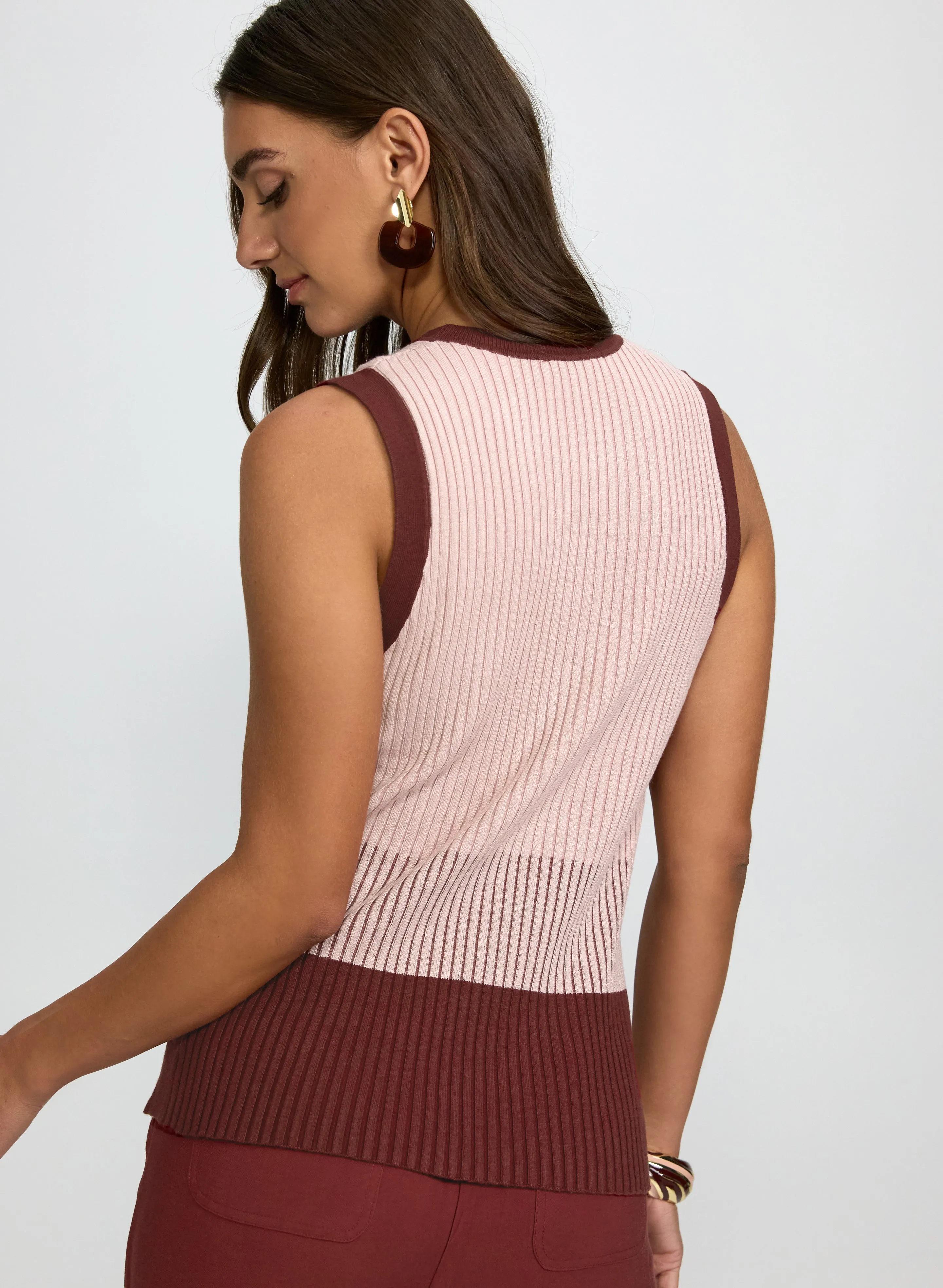 Sleeveless Colour-Block Knit sold by Laura product image thumbnail 4