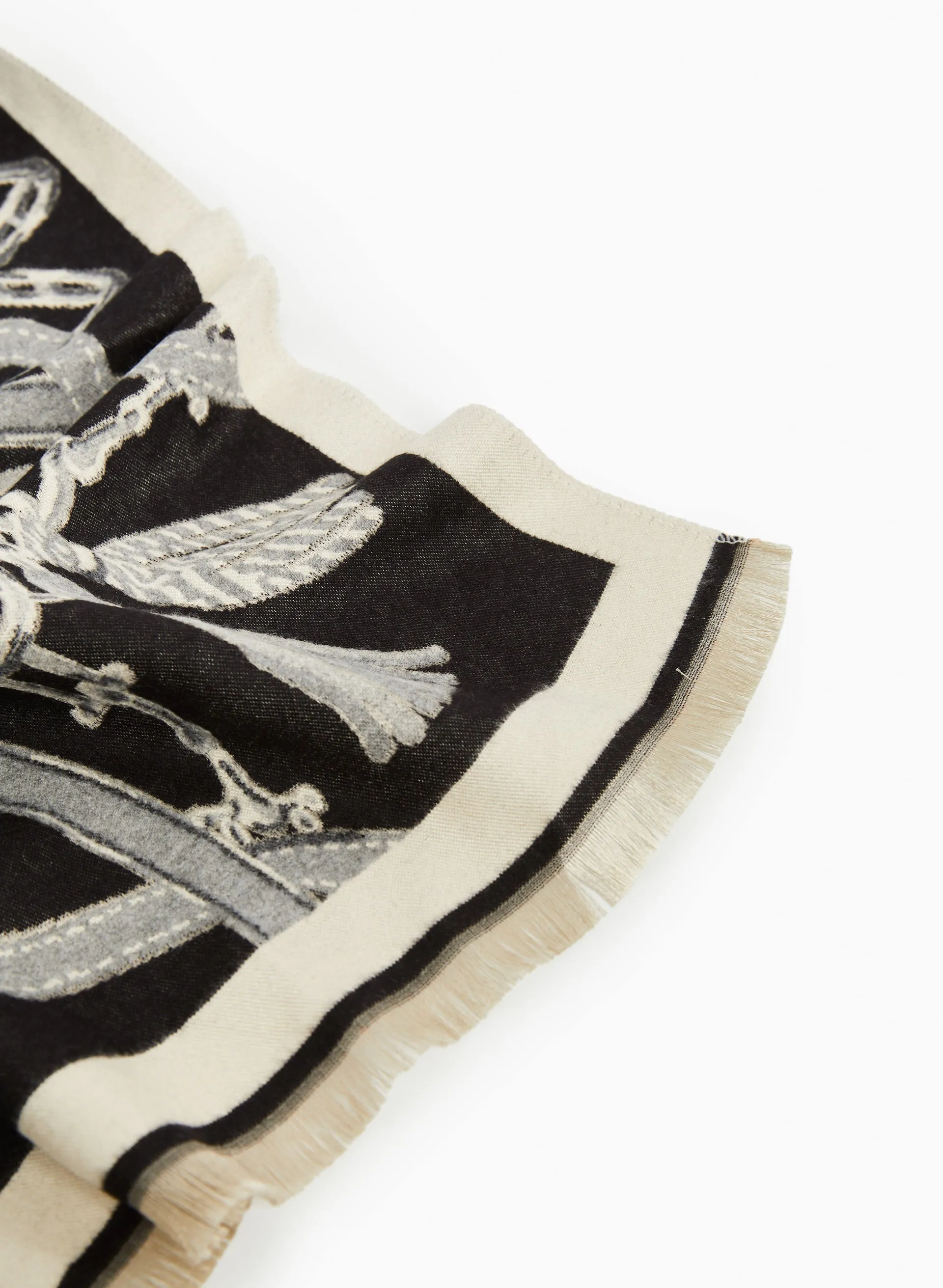 Printed Jacquard Scarf sold by Laura product image thumbnail 2