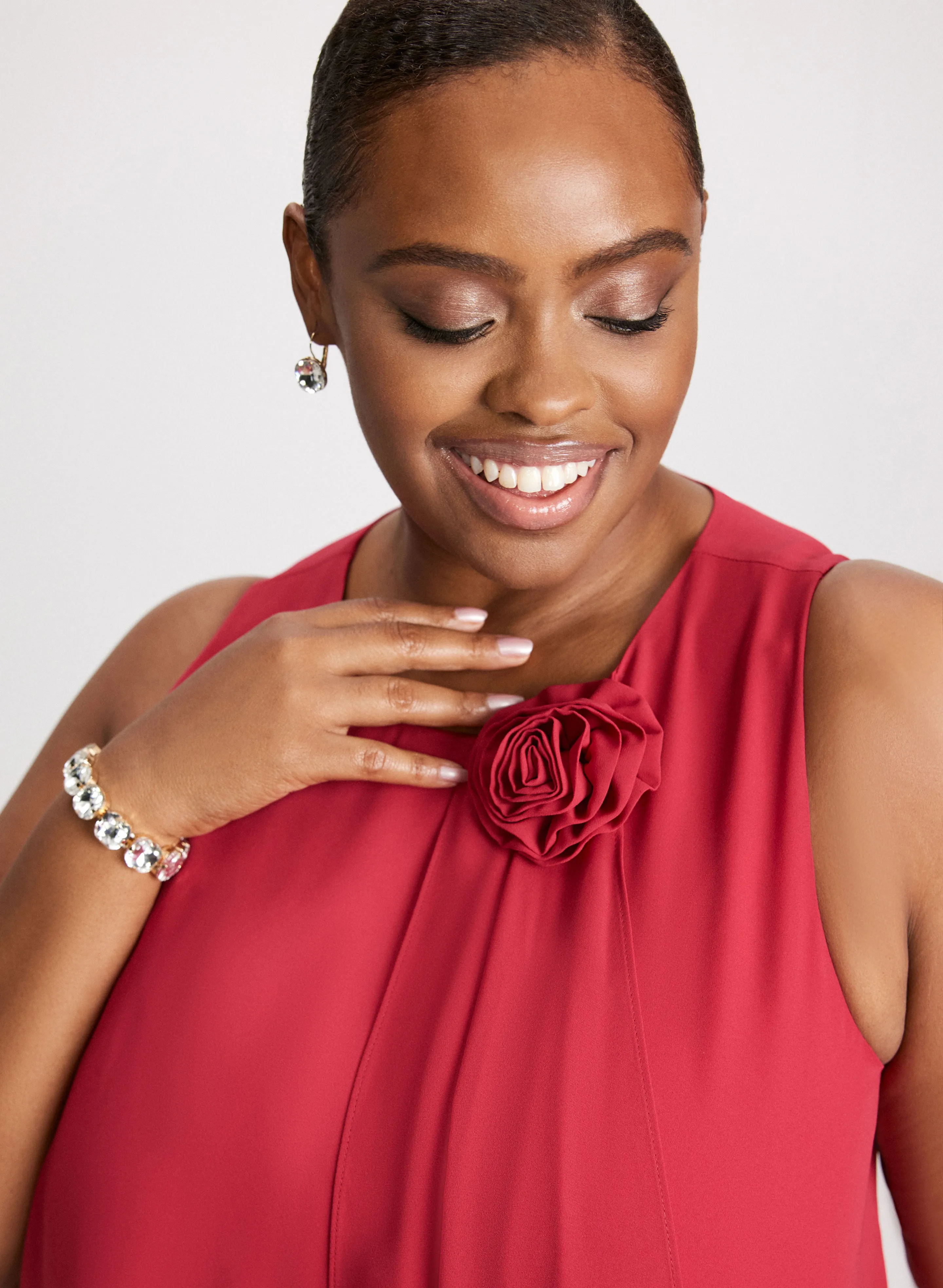 Sleeveless Rosette-Detail Dress sold by Laura product image thumbnail 5