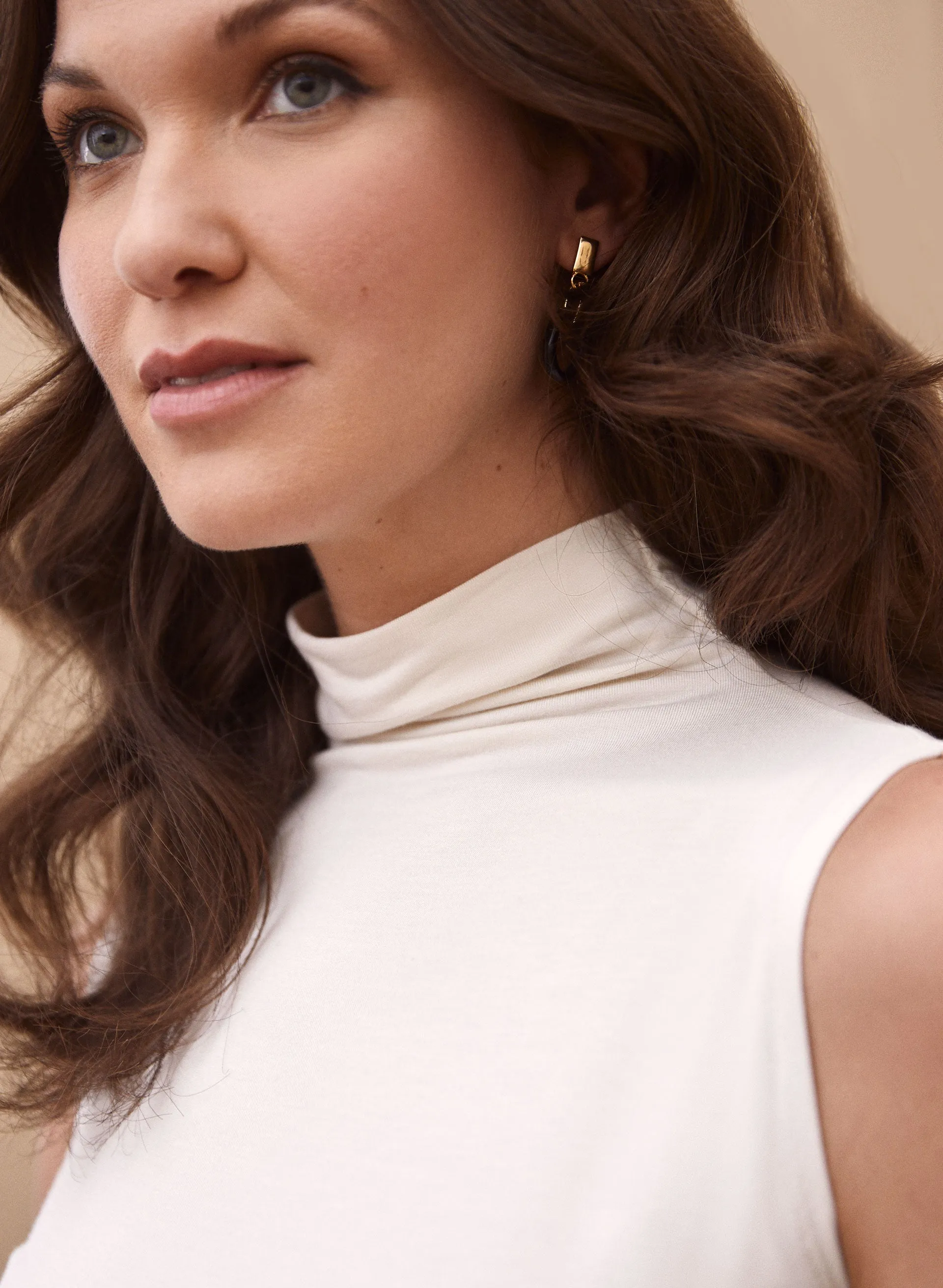 Sleeveless Mock Neck Top sold by Laura product image thumbnail 2