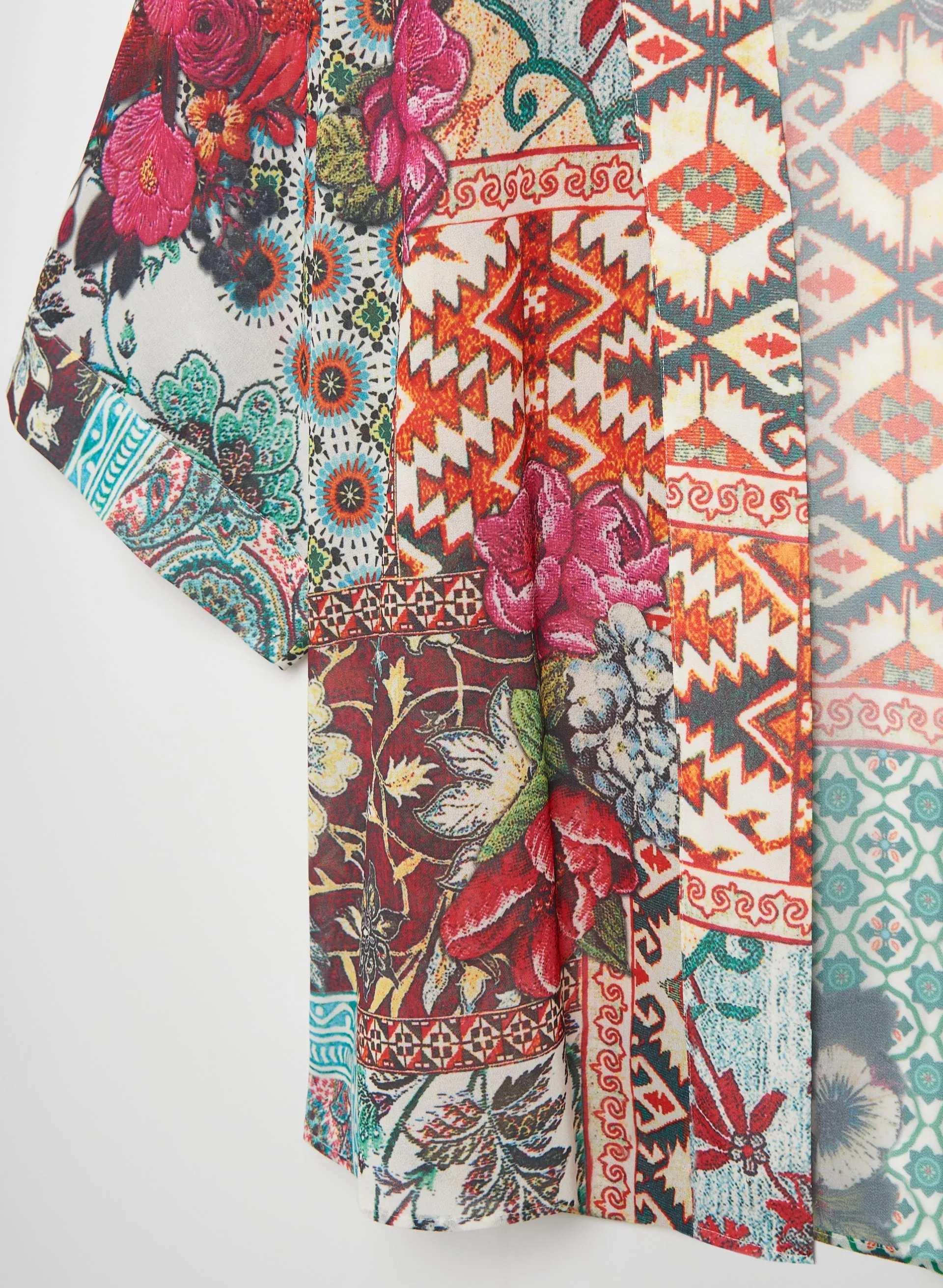 Paisley & Floral Motif Open Front Top sold by Laura product image thumbnail 5