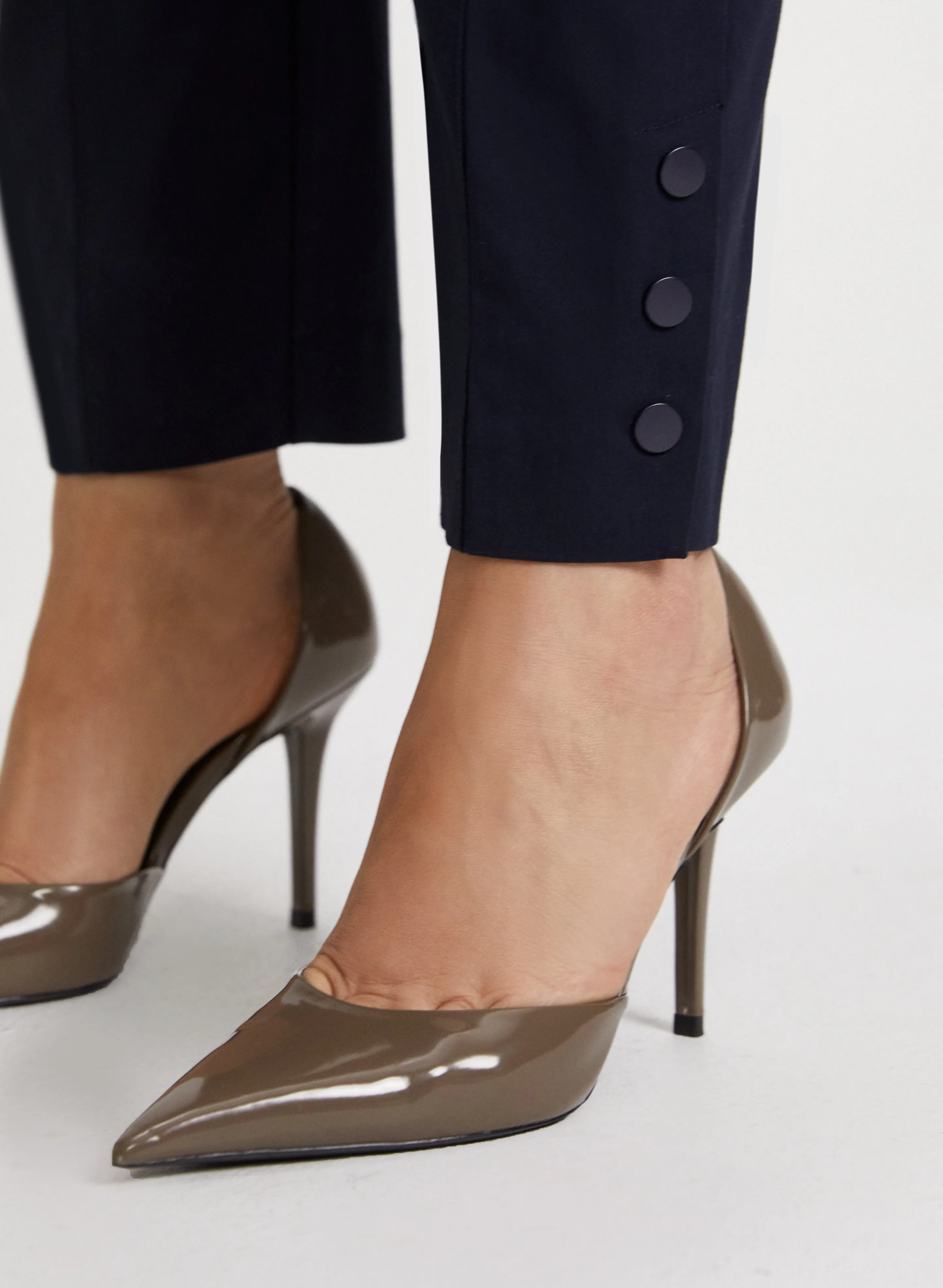 Pull-On Slim-Leg Pants sold by Laura product image thumbnail 5