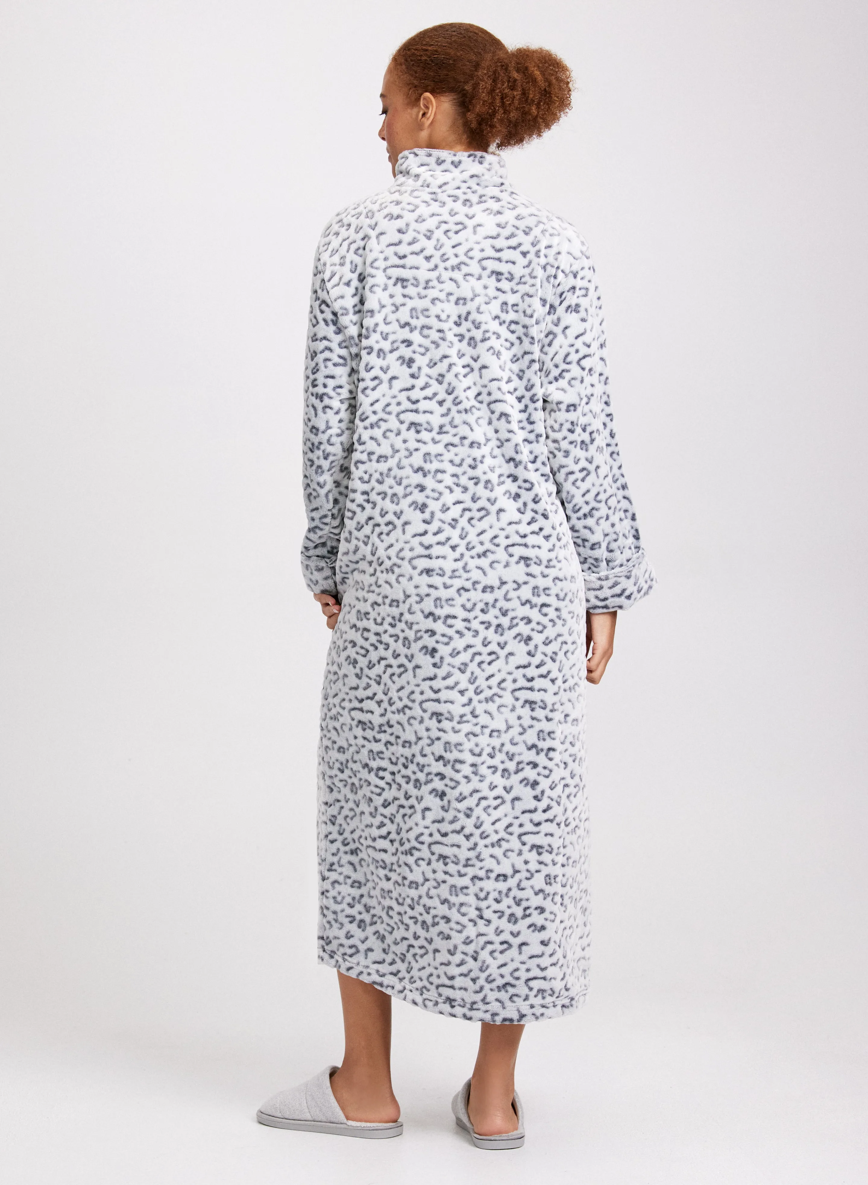 Leopard Print Zip-Front Robe sold by Laura product image thumbnail 3