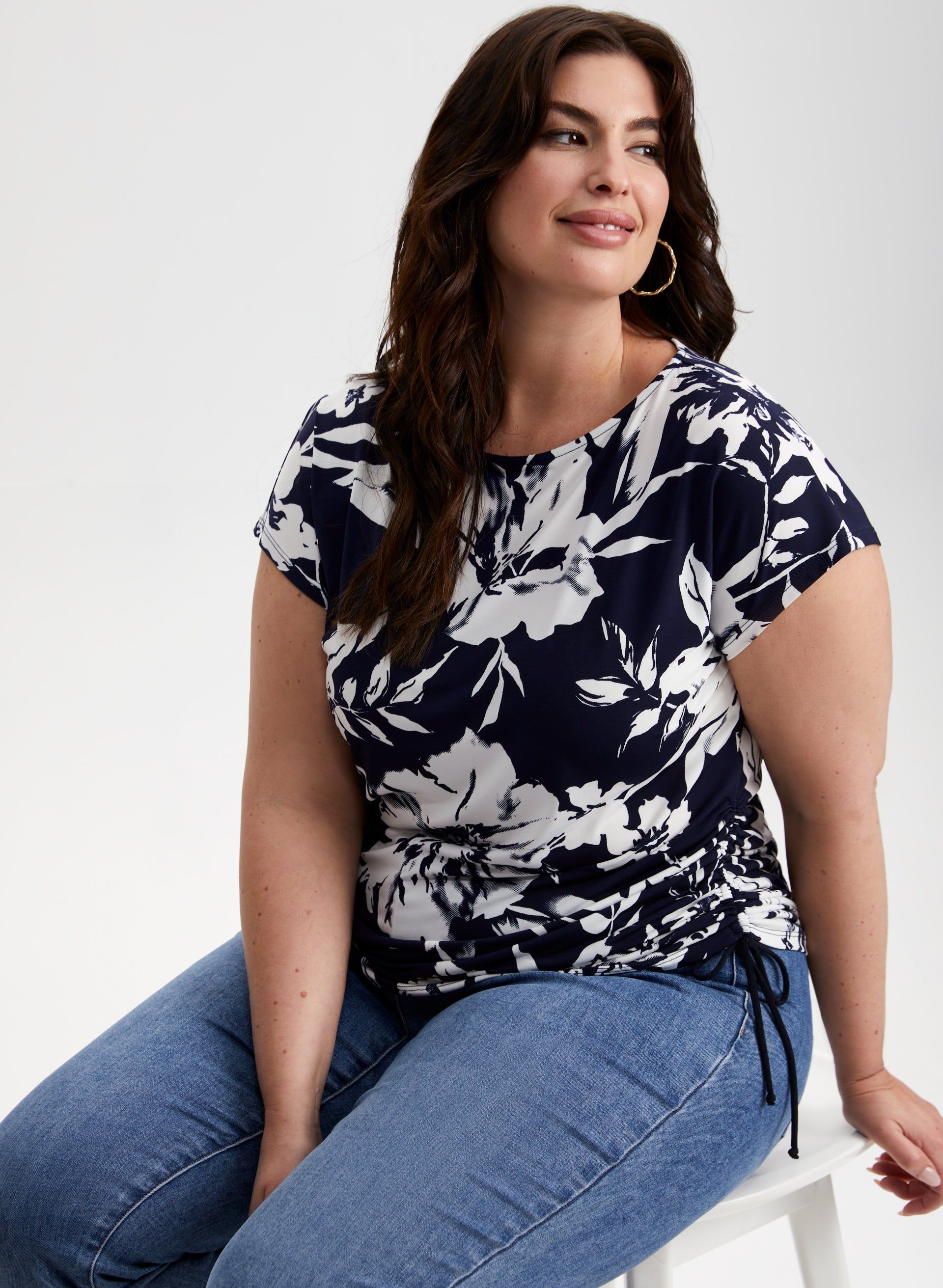 Floral Print Top sold by Laura product image thumbnail 2