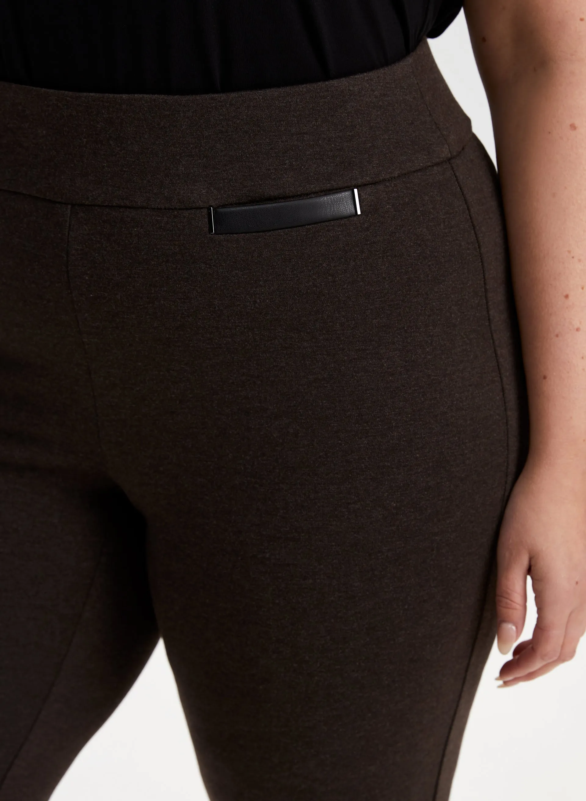 Sofia Pull-On Straight Leg Pants - Short sold by Laura product image thumbnail 4