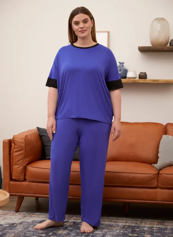 Contrast Detail Pyjama Set sold by Laura