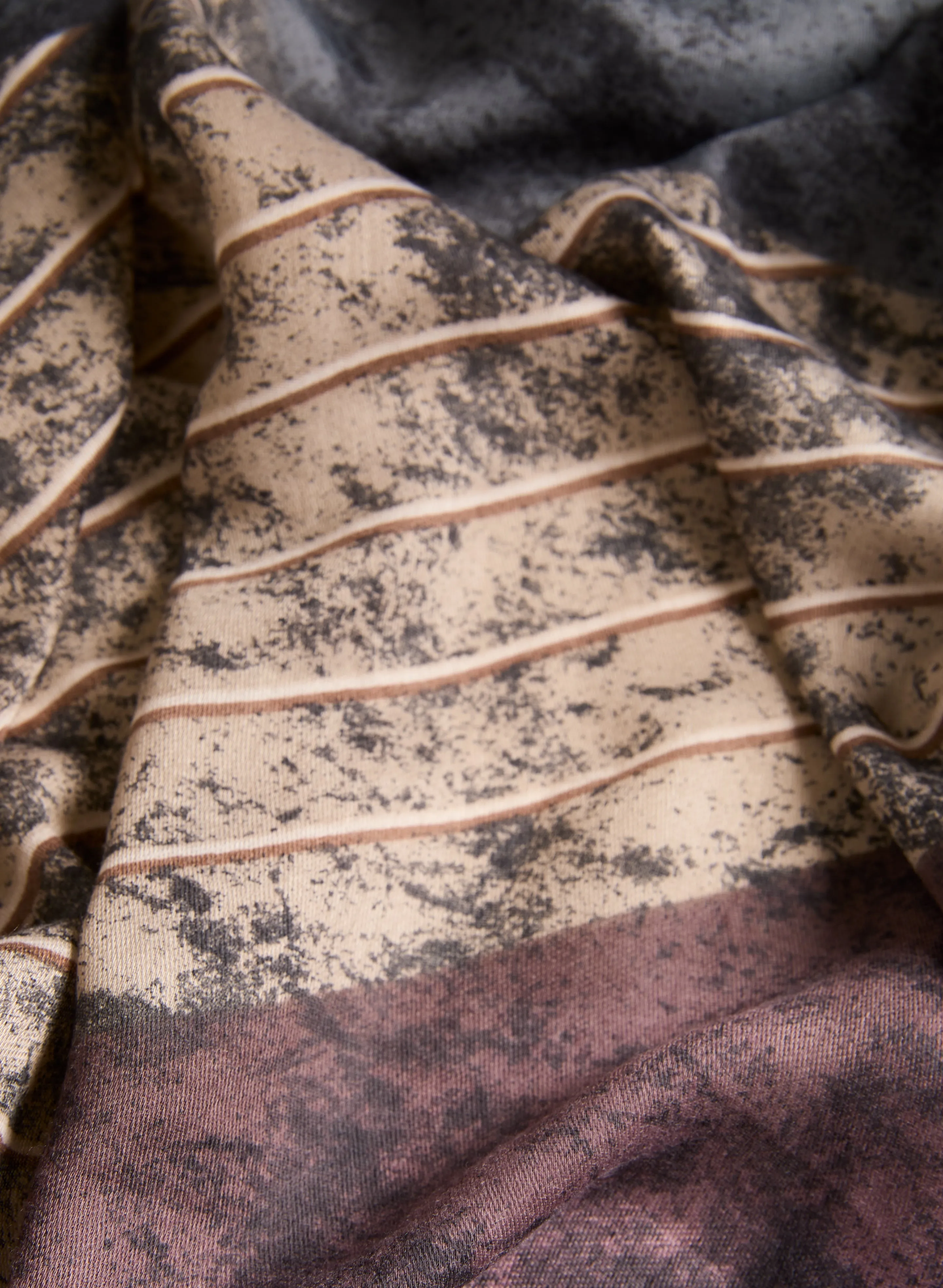 Abstract Diagonal Stripe Scarf sold by Laura product image thumbnail 2