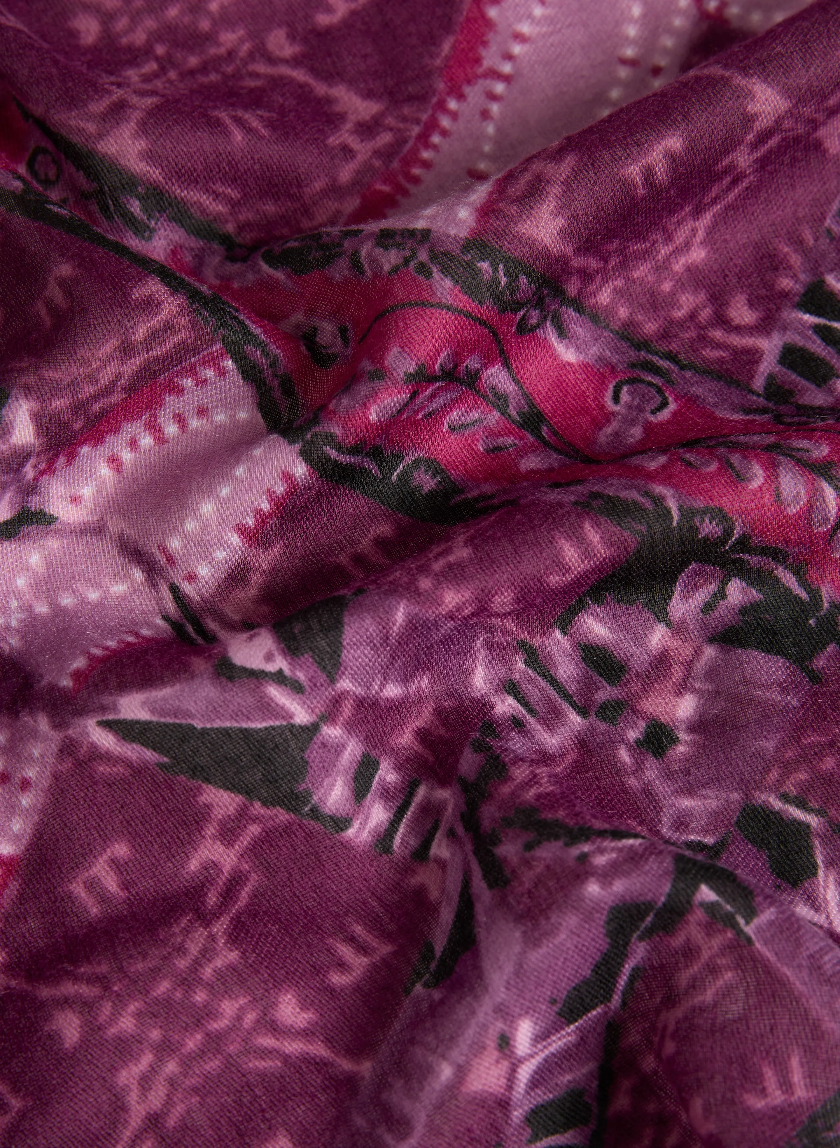 Abstract Print Oblong Scarf sold by Laura product image thumbnail 2