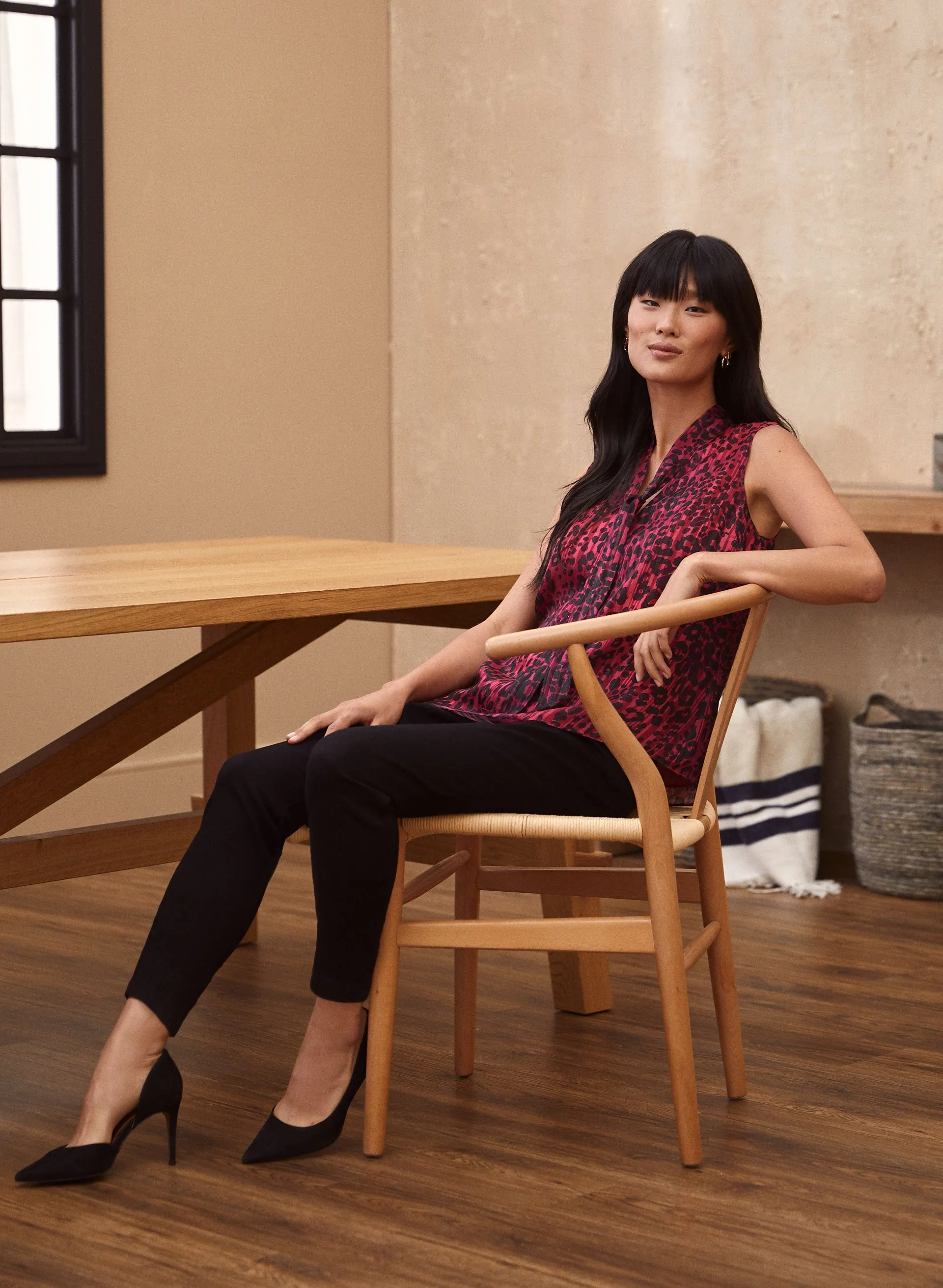 Animal Print Sleeveless Blouse sold by Laura product image thumbnail 4