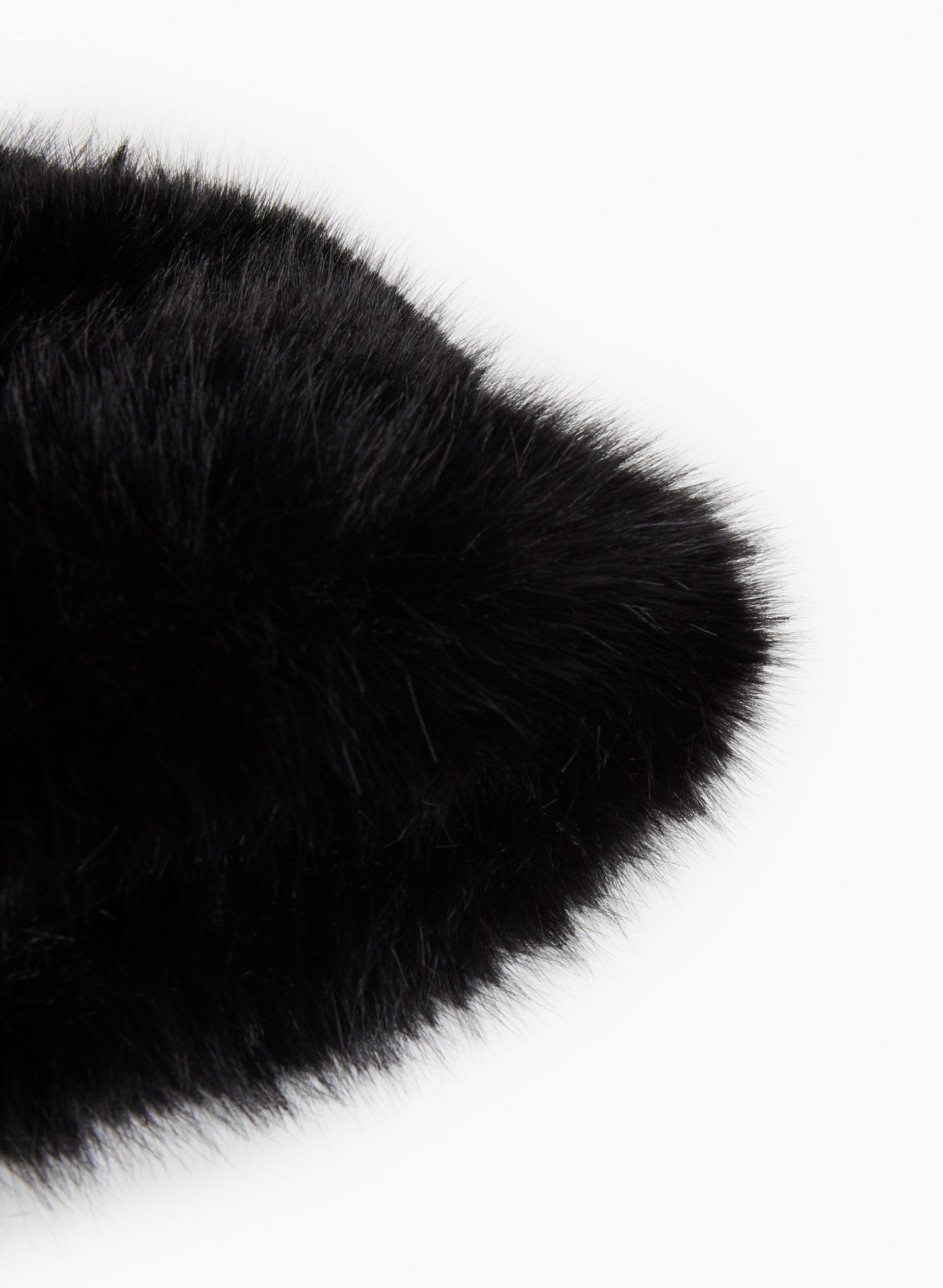 Vegan Fur Bucket Hat sold by Laura product image thumbnail 2