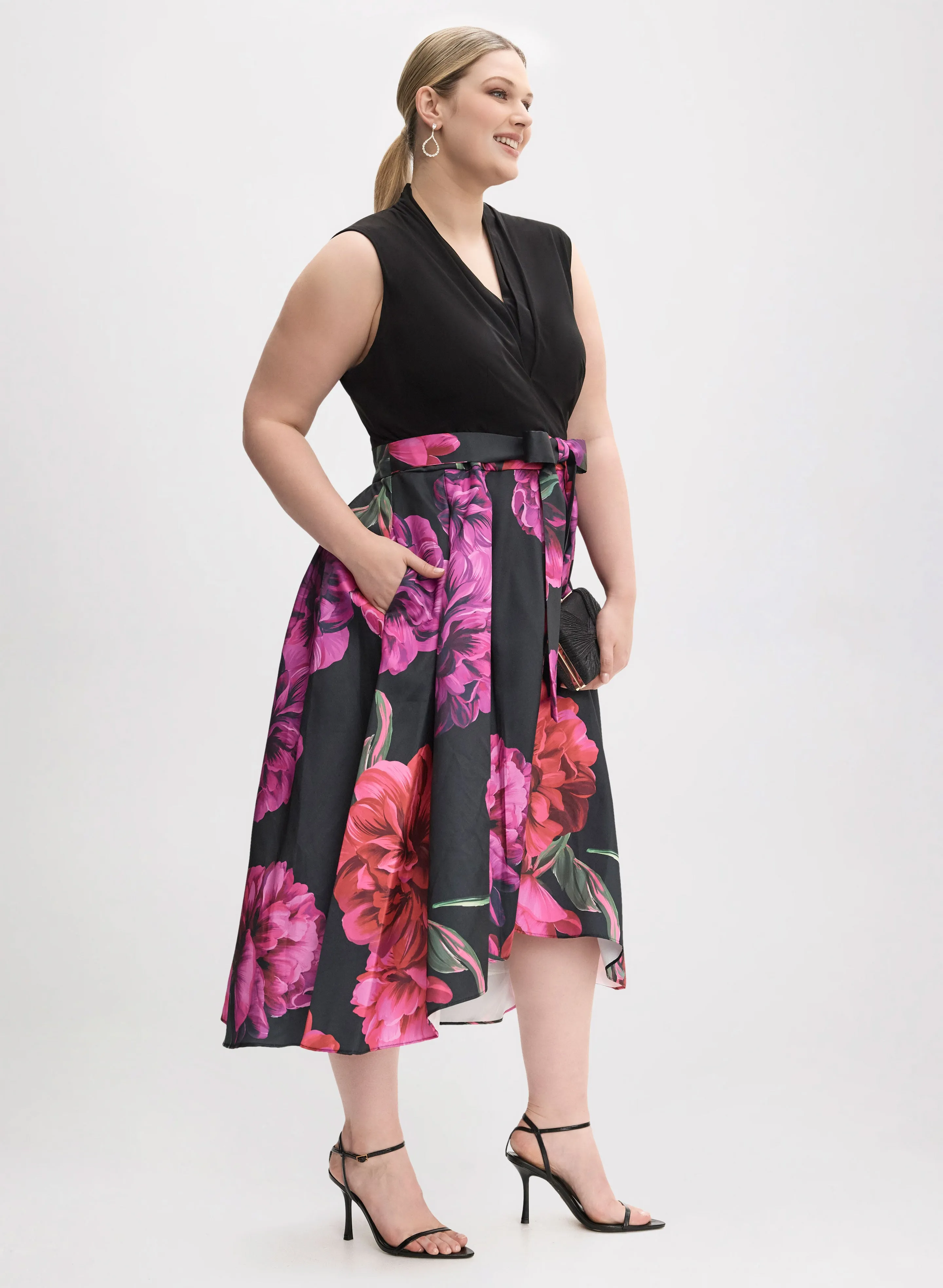 Sleeveless Floral Dress sold by Laura product image thumbnail 3