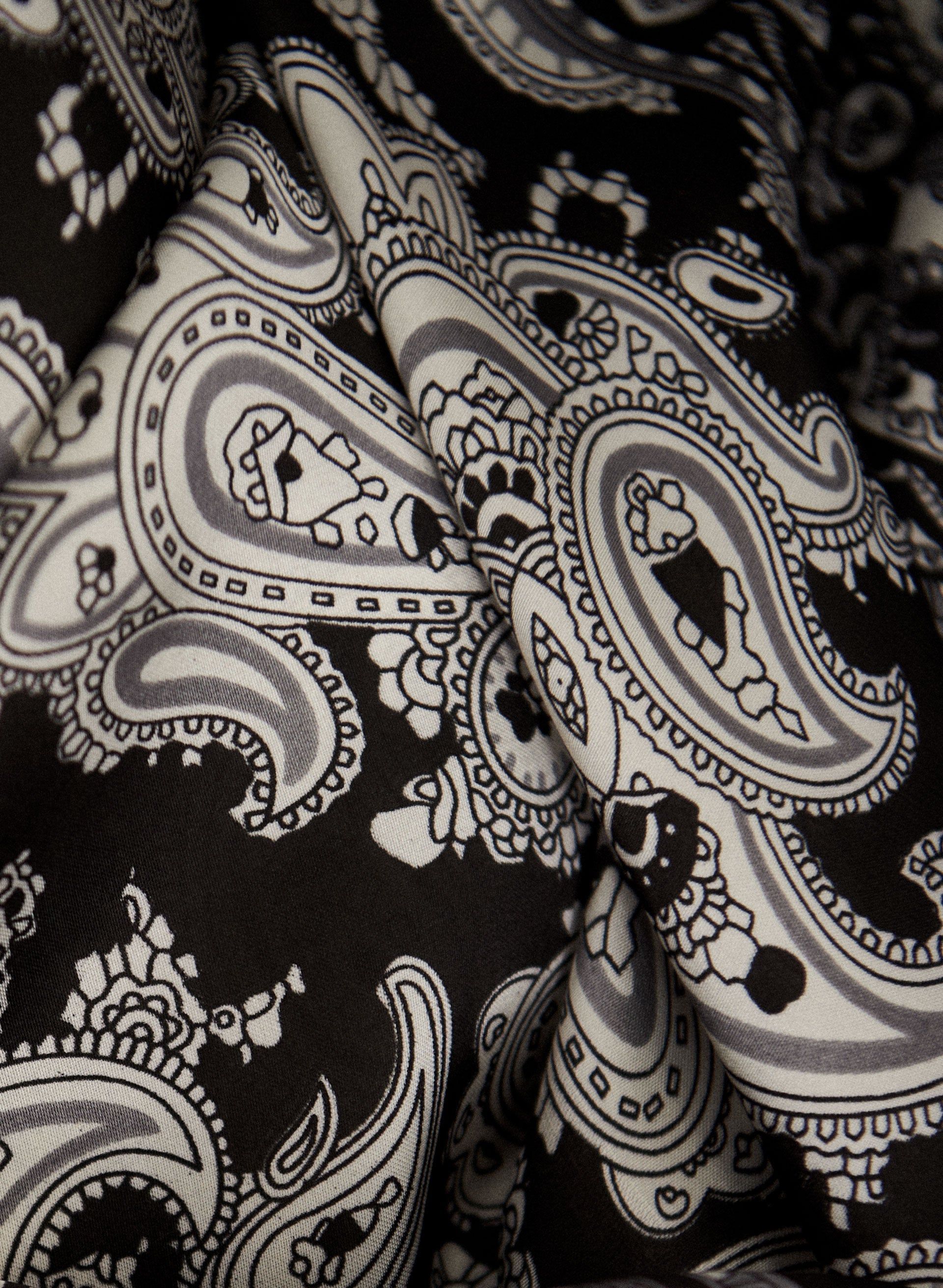 Paisley Square Lightweight Scarf sold by Laura product image thumbnail 2