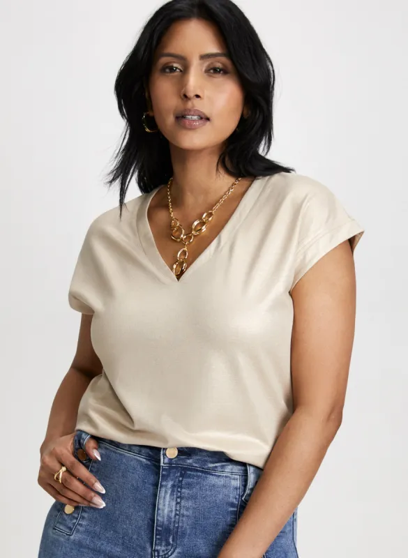 Short Sleeve V-Neck T-Shirt sold by Laura