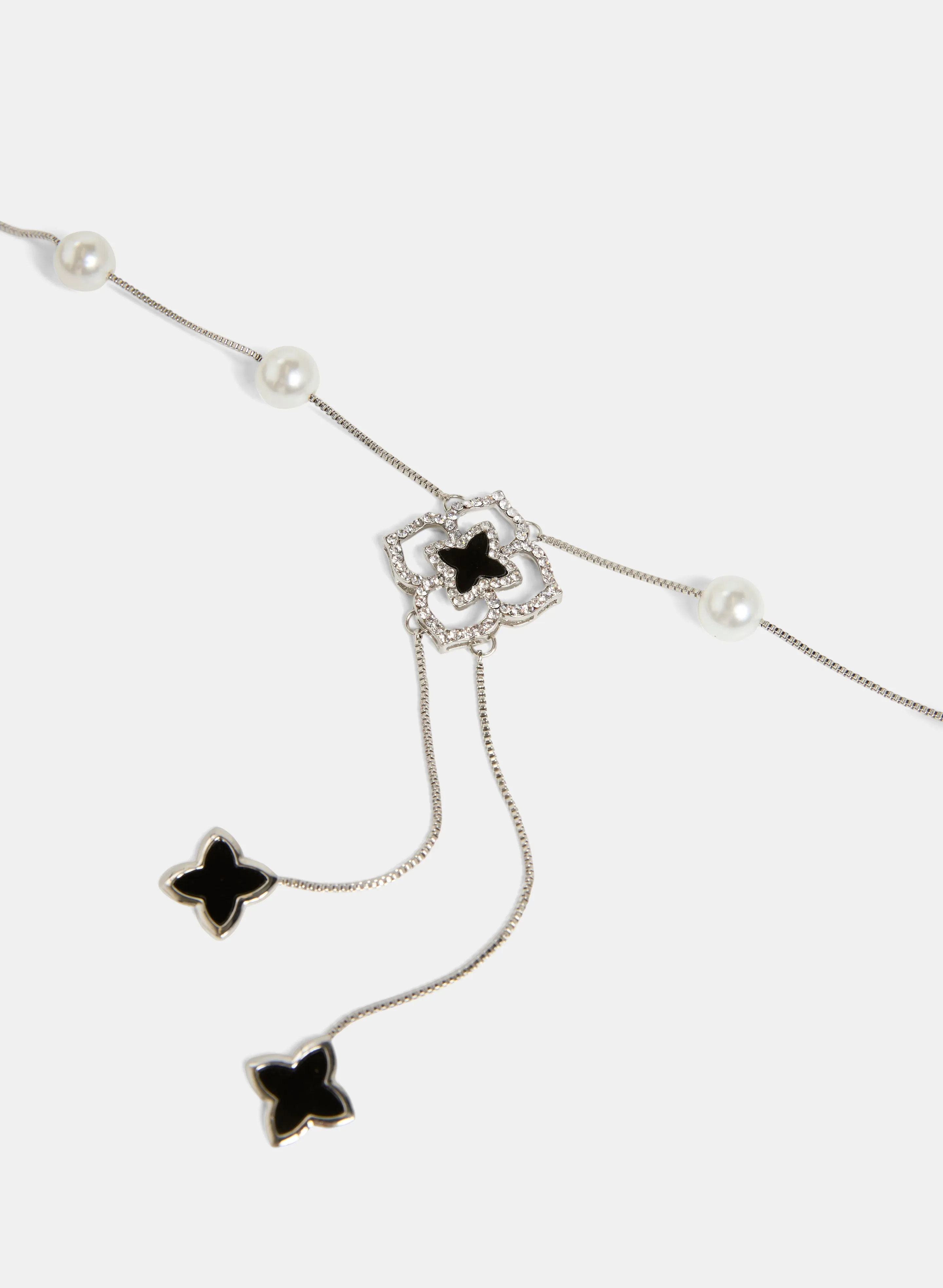 Clover Pendant Necklace sold by Laura product image thumbnail 2