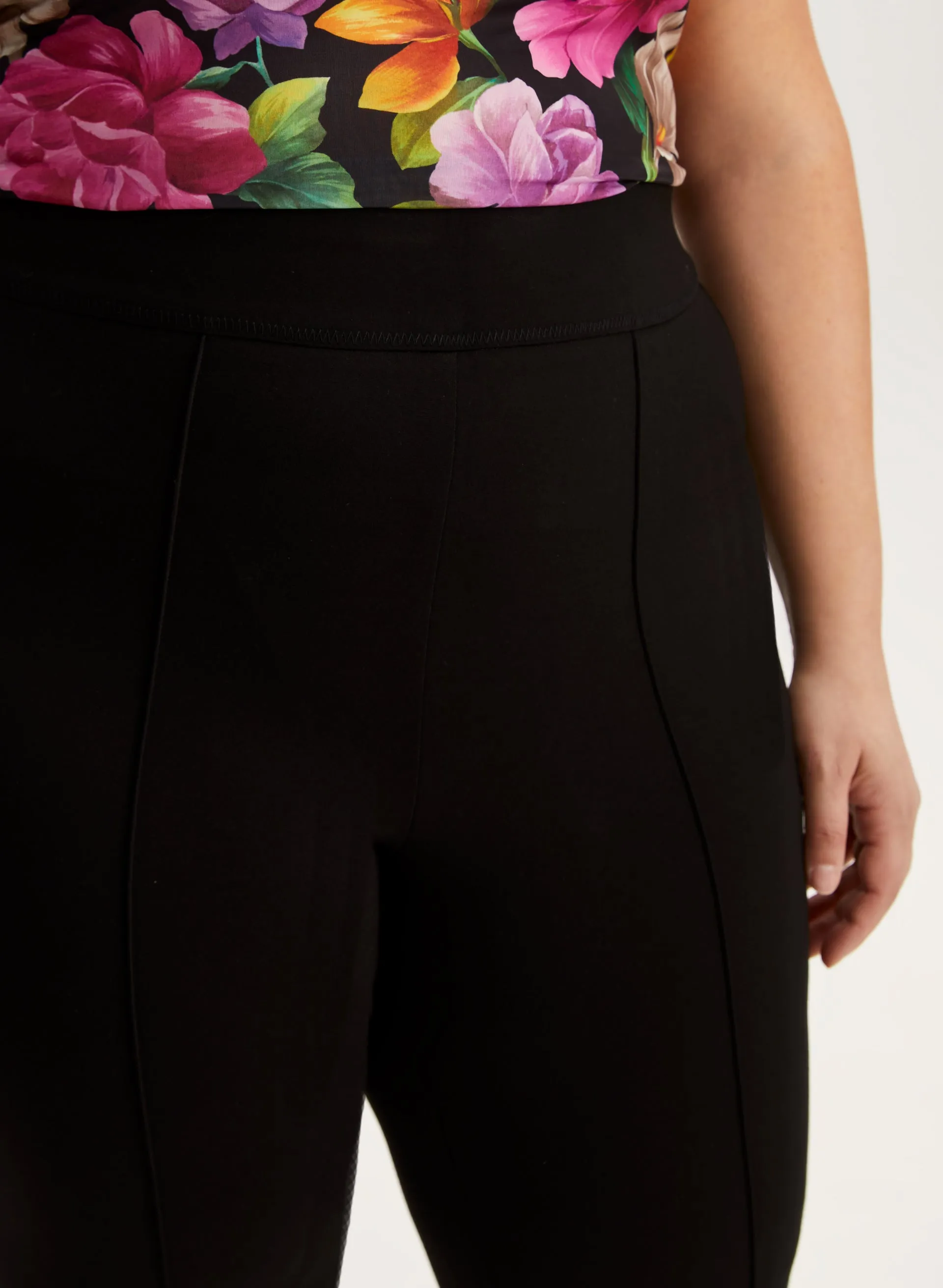 Hem Slit Capris sold by Laura product image thumbnail 4