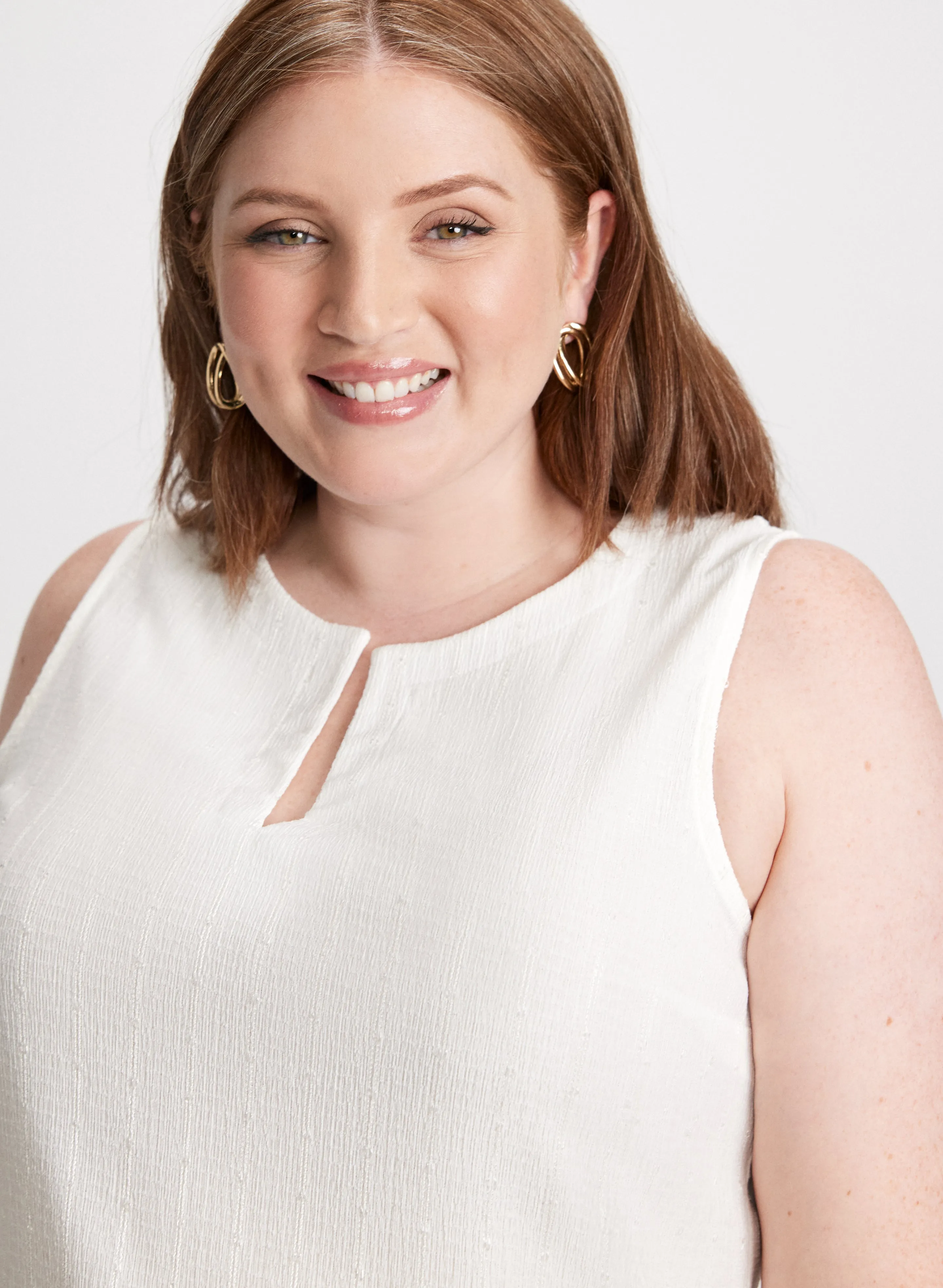 Embroidered Stripes Sleeveless Blouse sold by Laura product image thumbnail 2