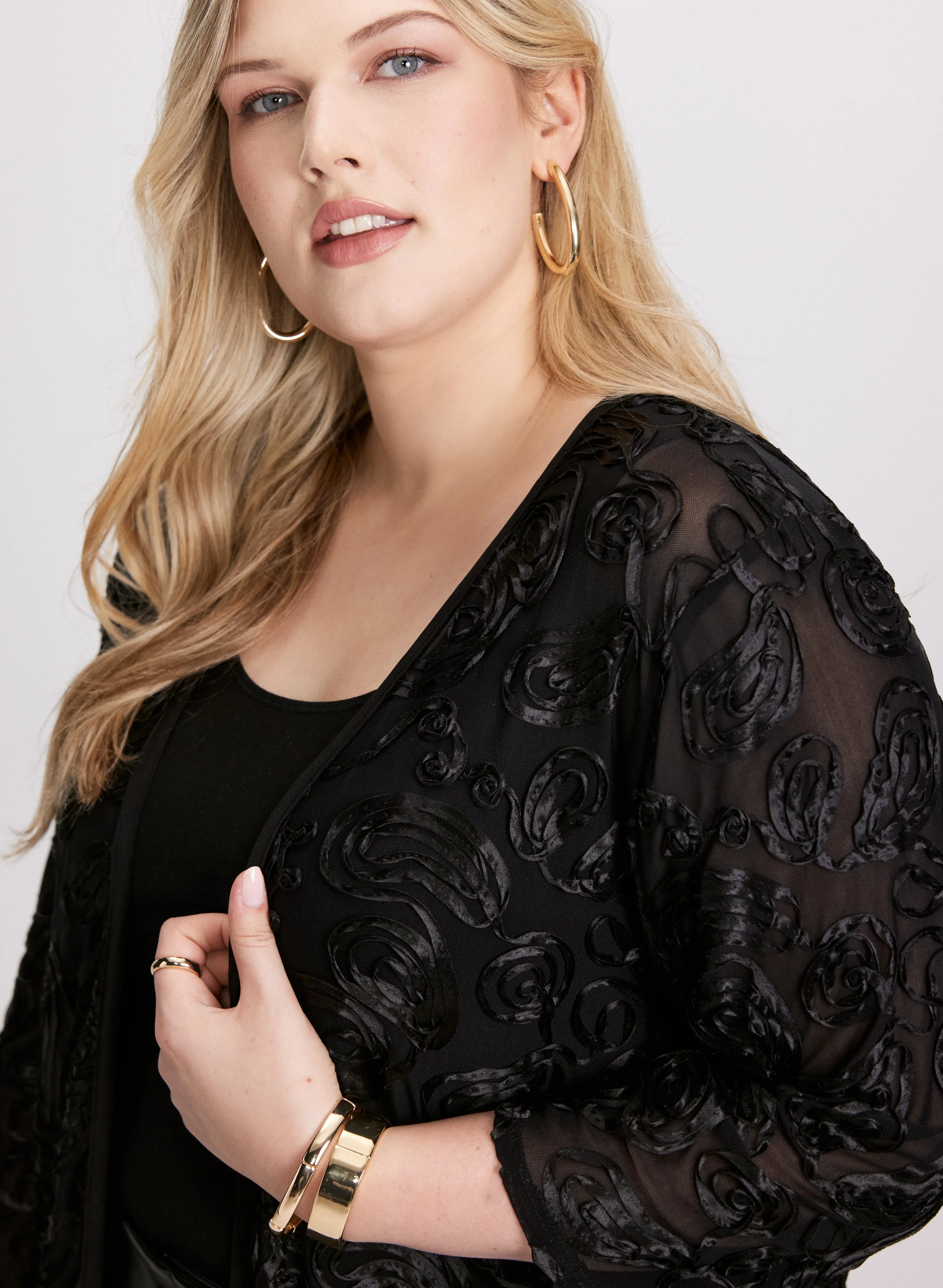 Embroidered 3/4 Sleeve Cover Up sold by Laura product image thumbnail 5