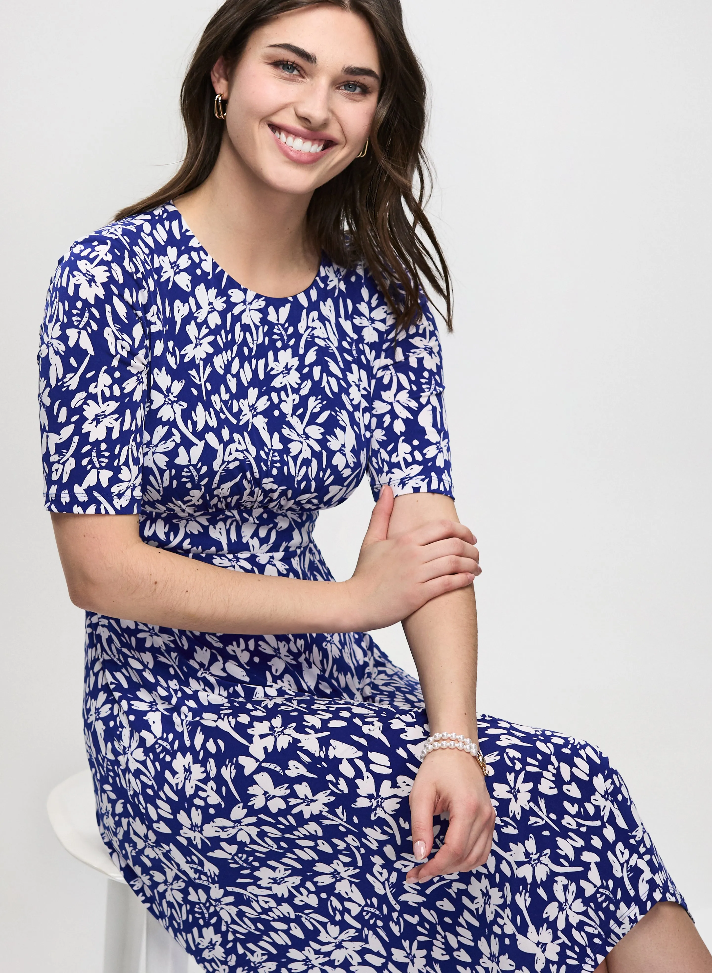 Floral Fit and Flare Dress sold by Laura product image thumbnail 5