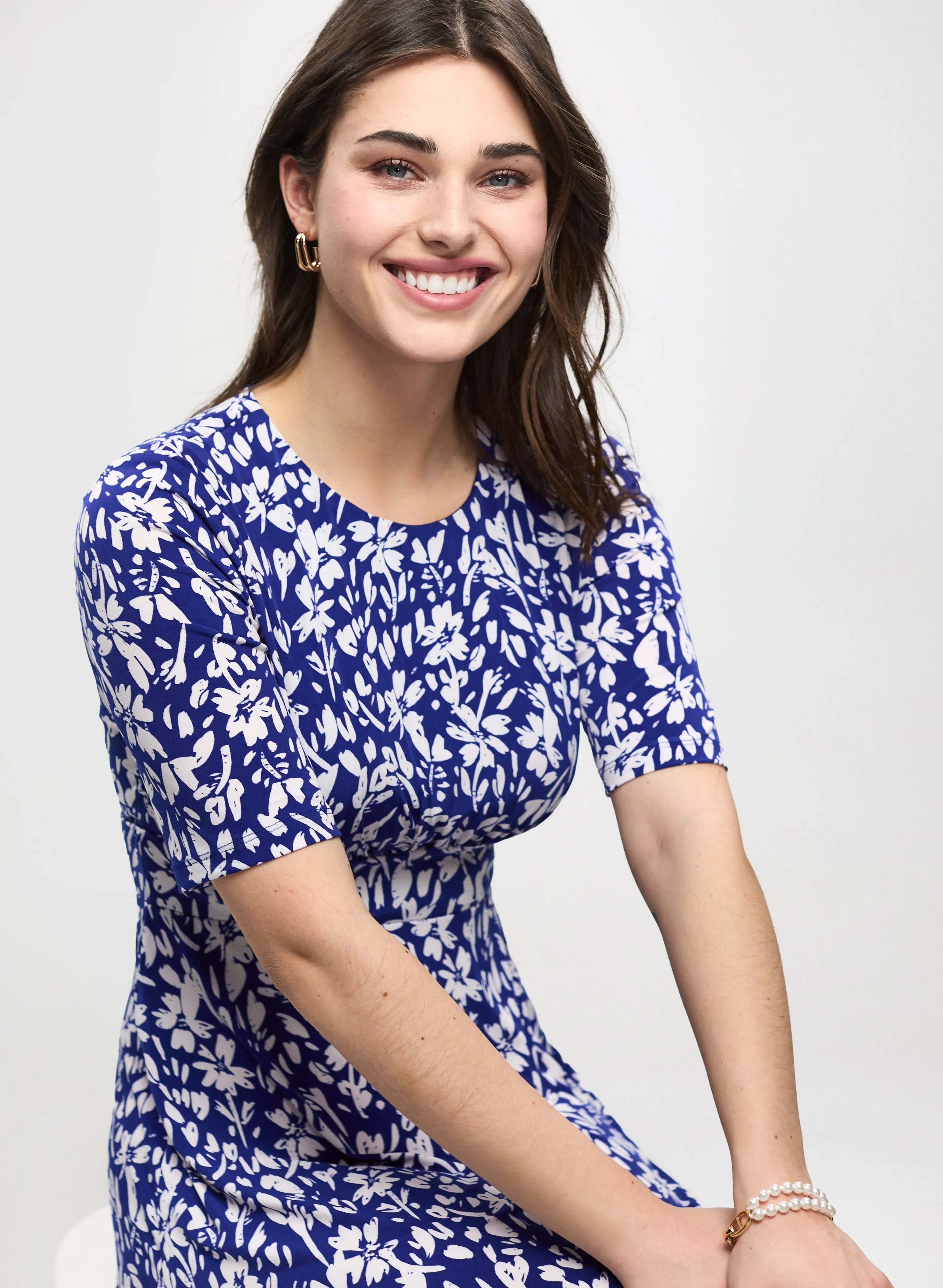 Floral Fit and Flare Dress sold by Laura product image thumbnail 4