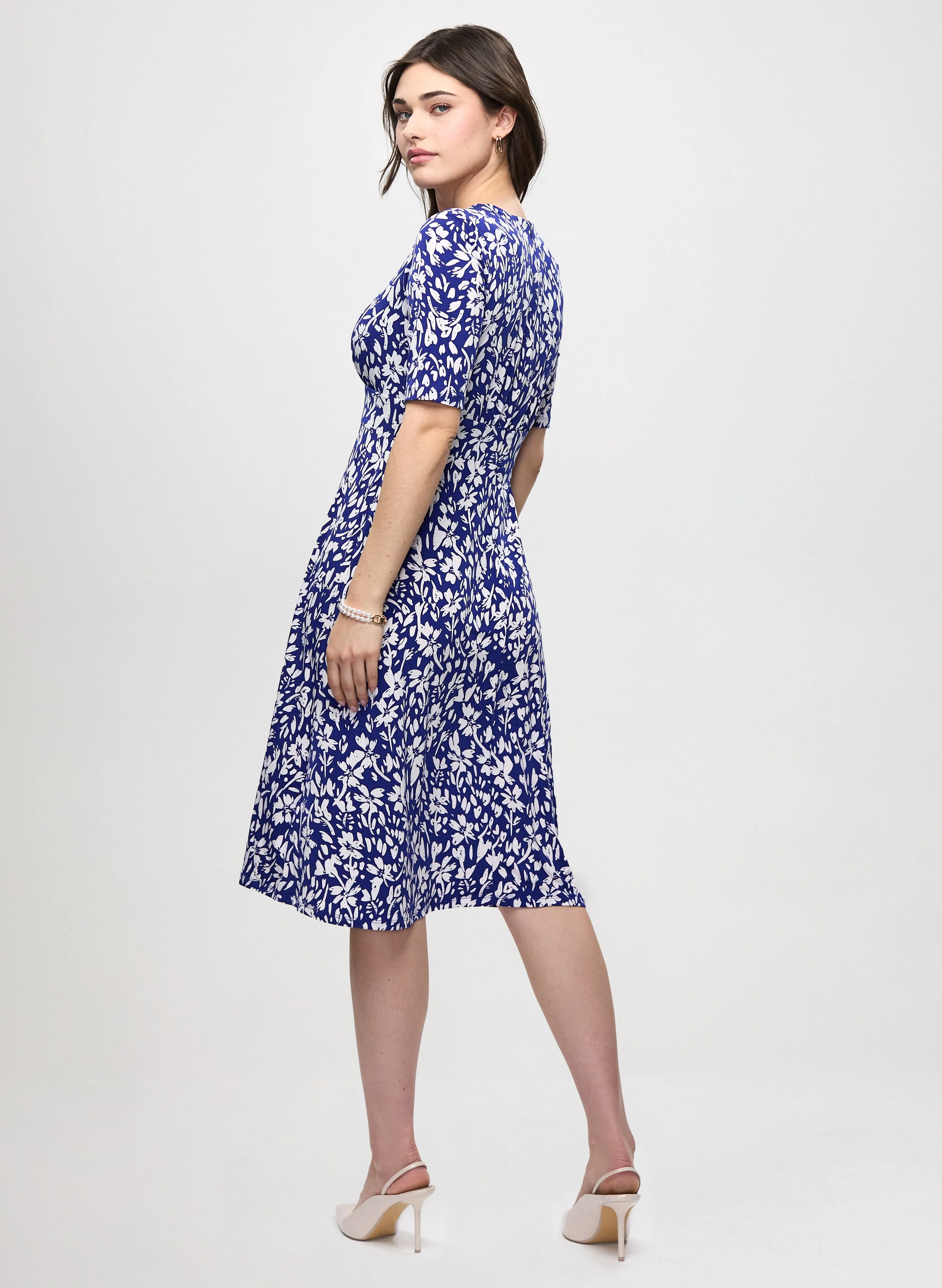 Floral Fit and Flare Dress sold by Laura product image thumbnail 3