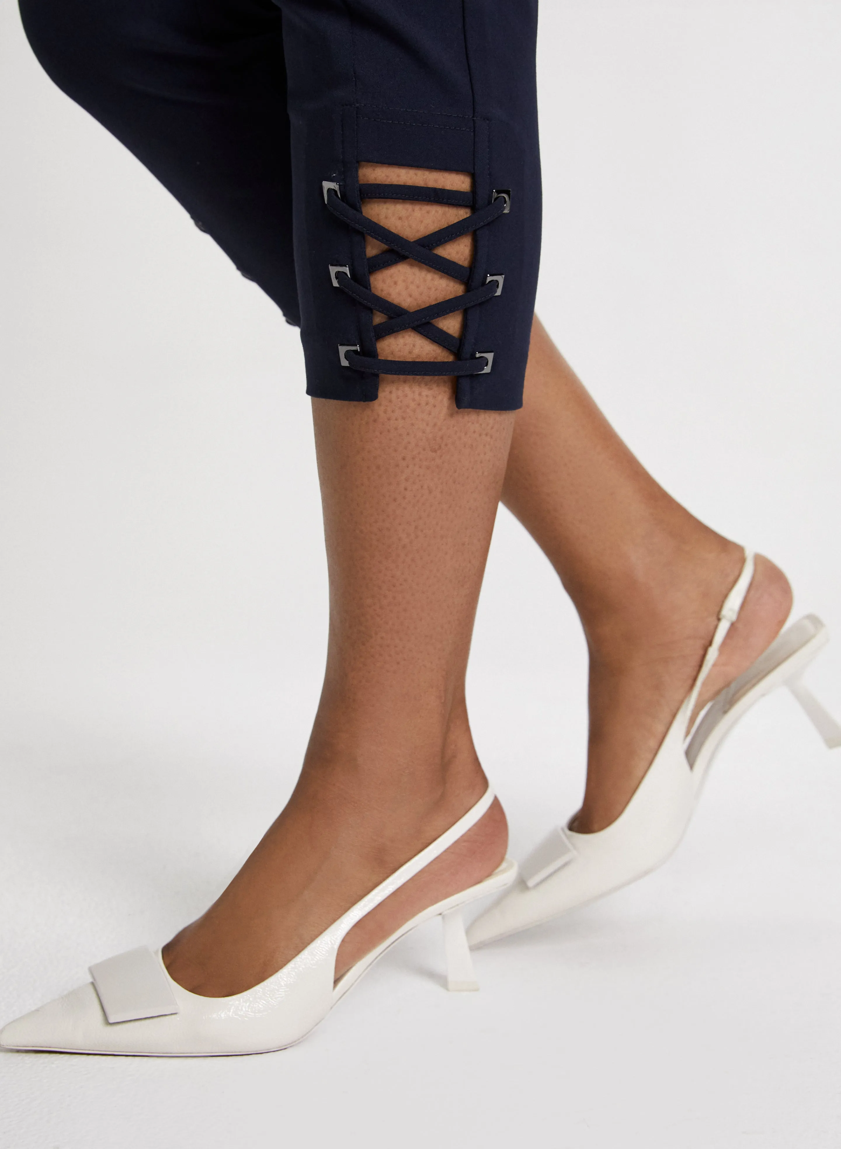 Pull-On Bengaline Capris sold by Laura product image thumbnail 5
