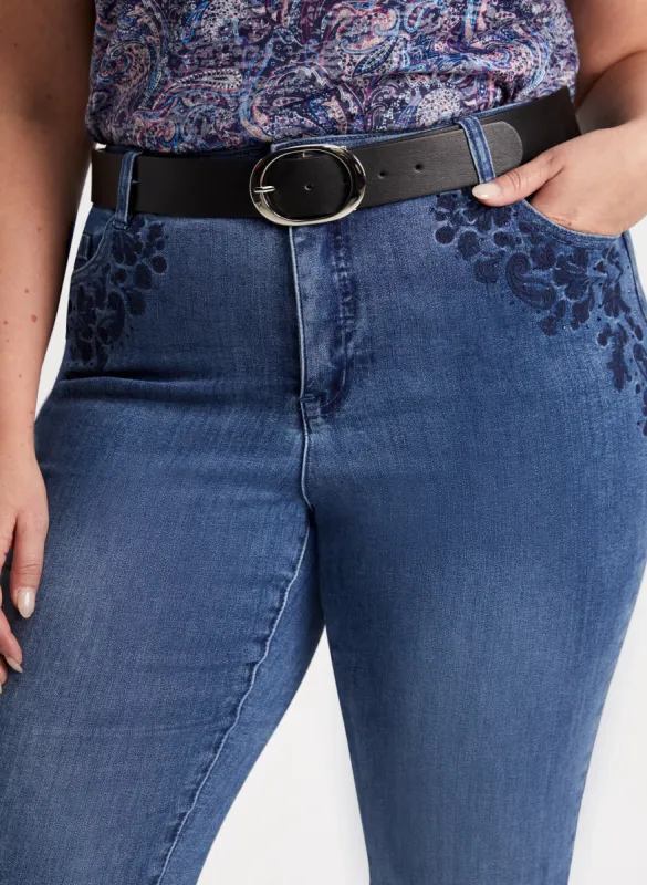 Oval Buckle Reversible Belt sold by Laura