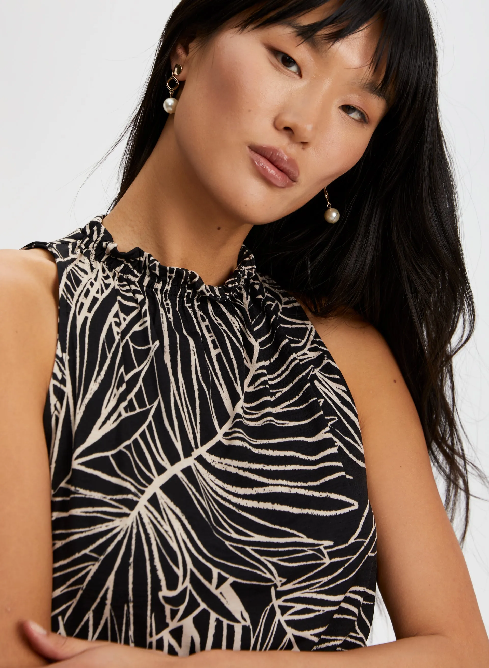 Palm Print Sleeveless Top sold by Laura product image thumbnail 2