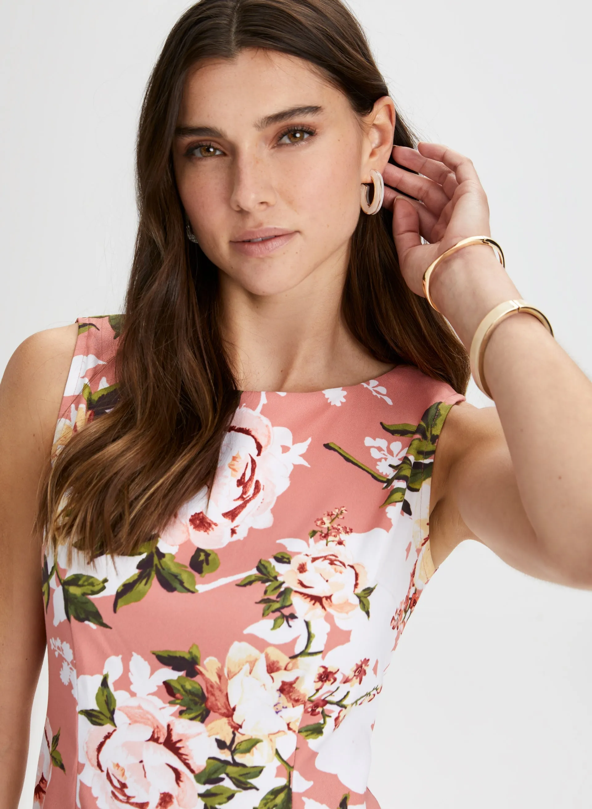 Rose Print Sleeveless Dress sold by Laura product image thumbnail 4