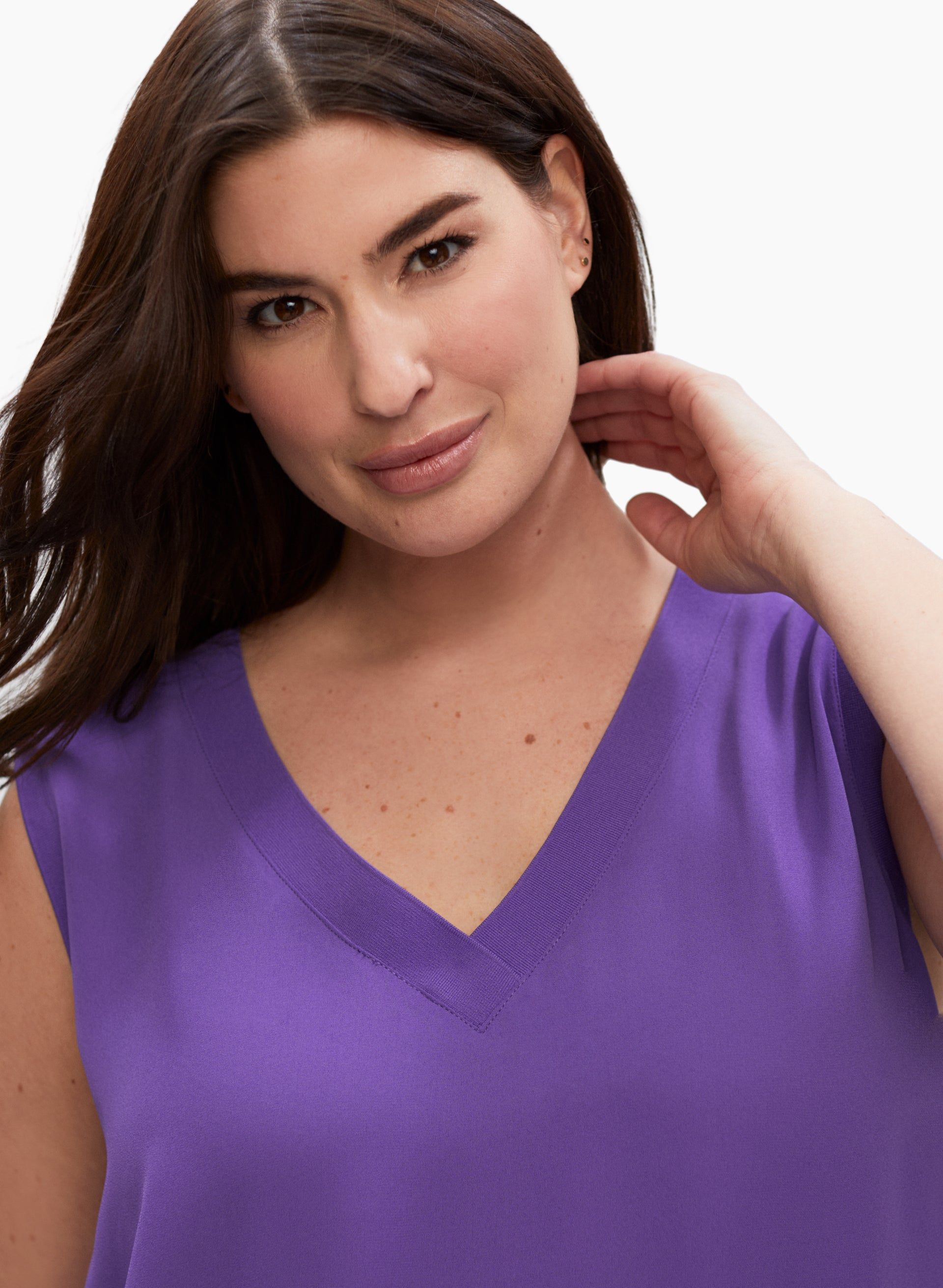 Sleeveless V-Neck Blouse sold by Laura product image thumbnail 3