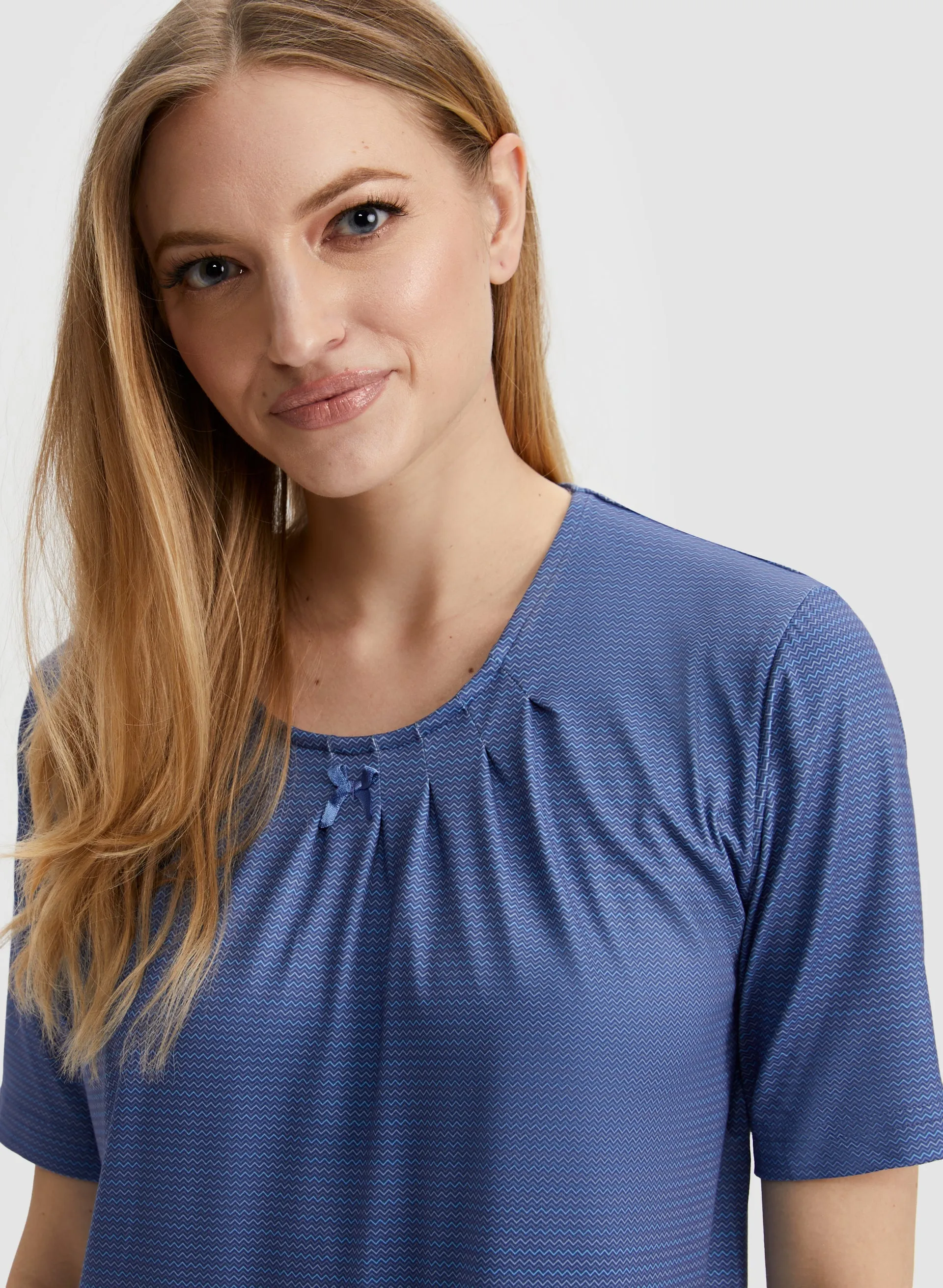 Zig Zag Print Nightgown sold by Laura product image thumbnail 4