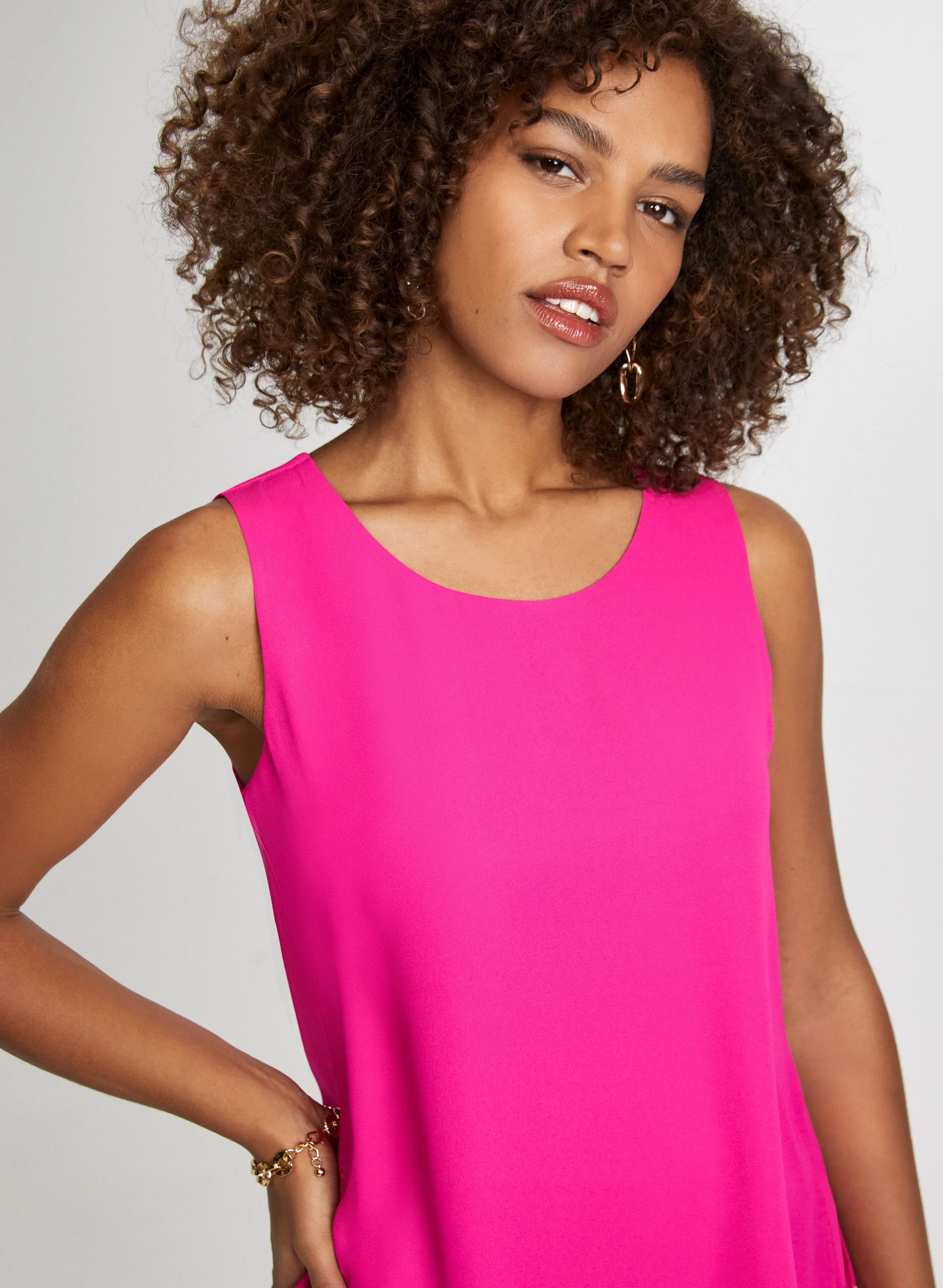 Essential Sleeveless Blouse sold by Laura product image thumbnail 2