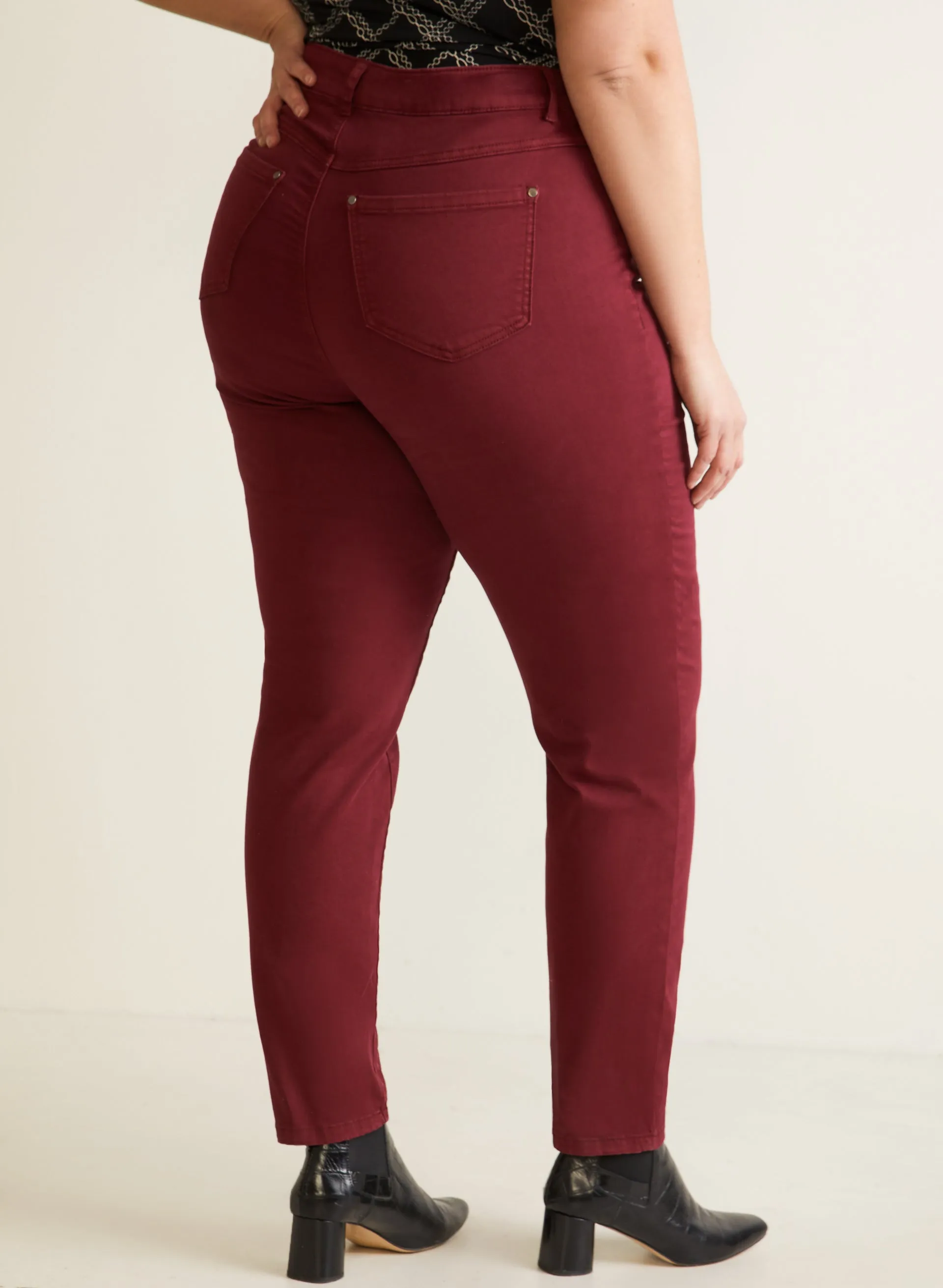 Straight Leg Jeans sold by Laura product image thumbnail 4