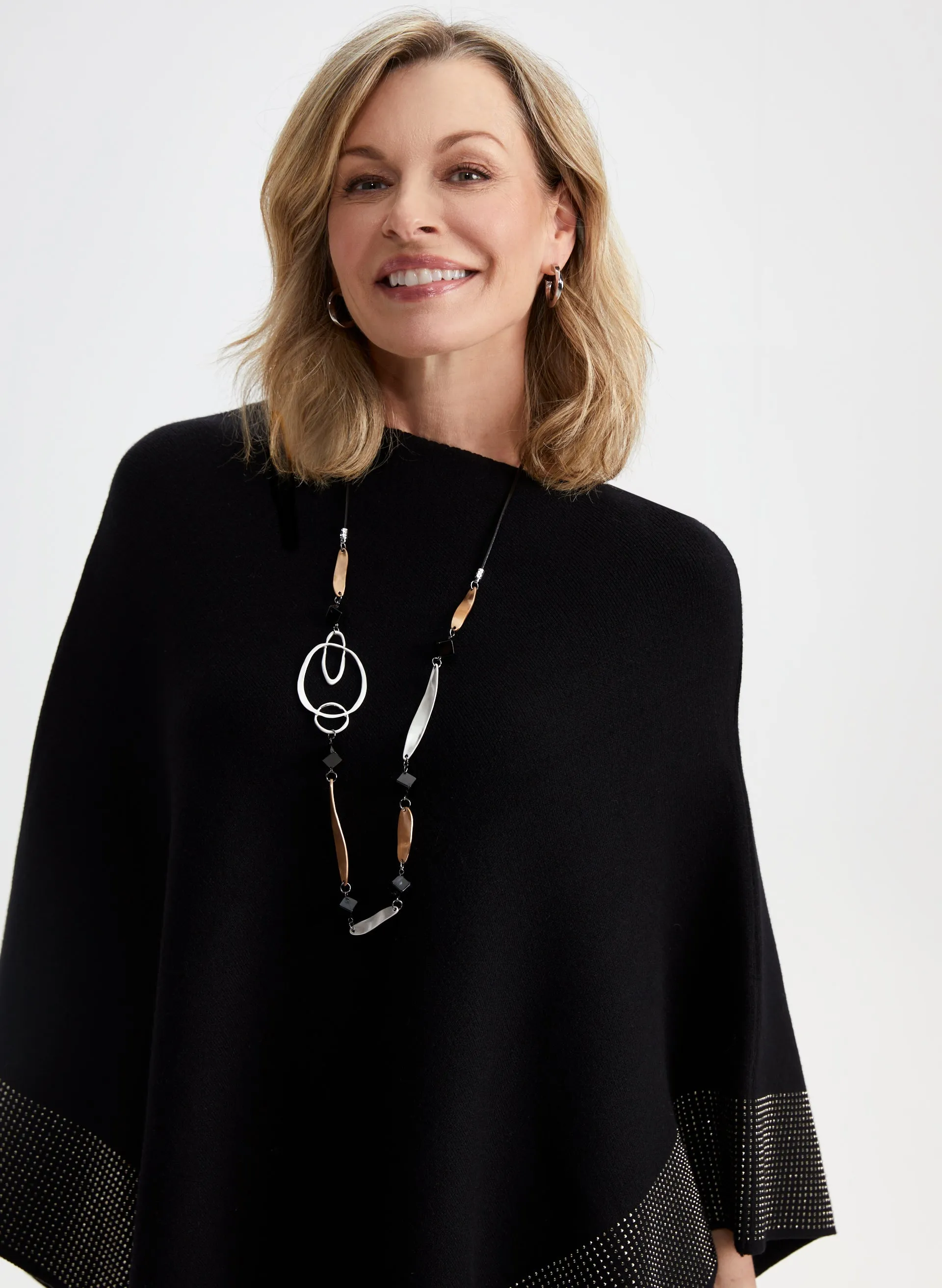 Stone Border Popover Poncho sold by Laura product image thumbnail 2