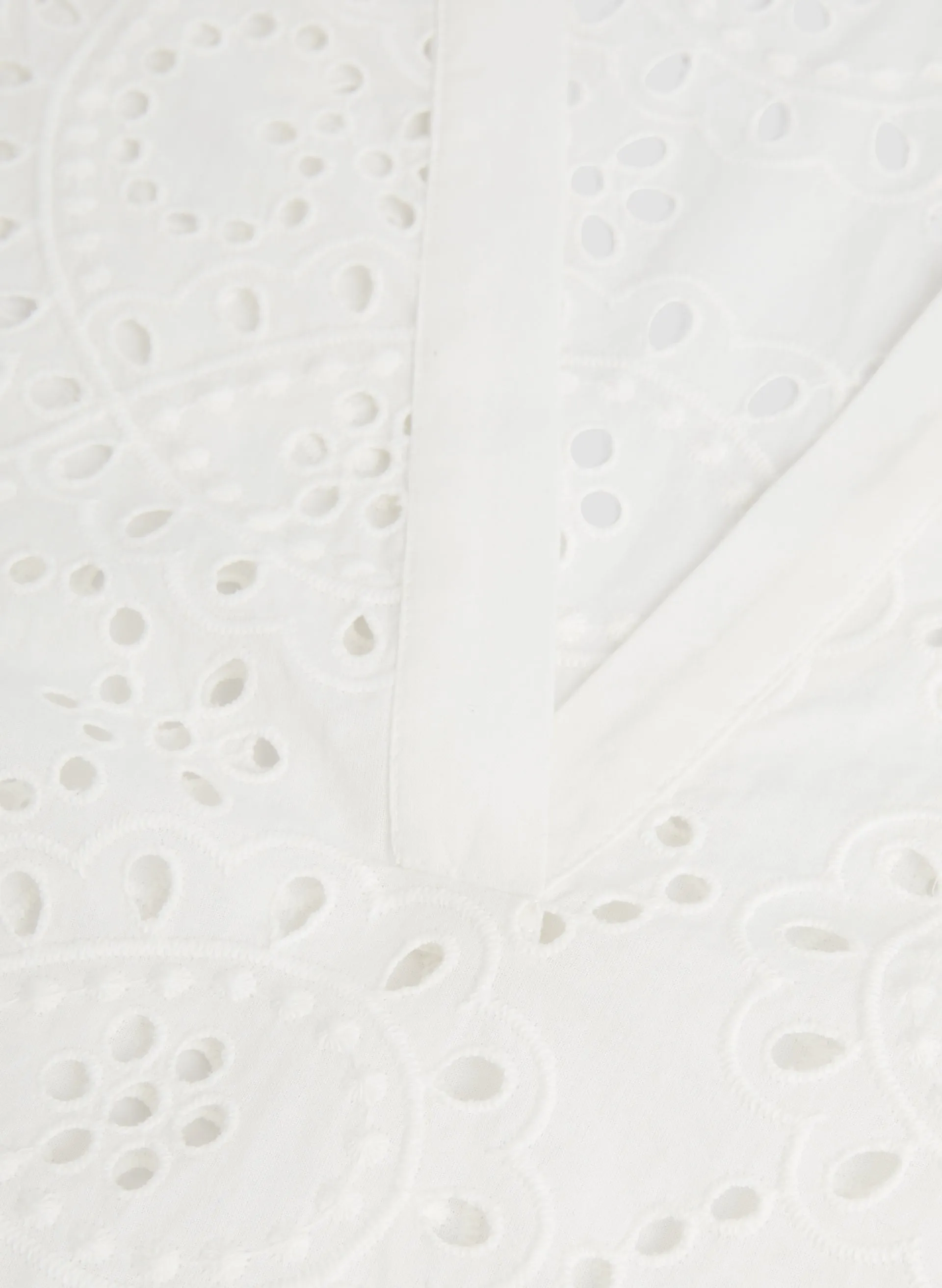 Sleeveless Eyelet Blouse sold by Laura product image thumbnail 5