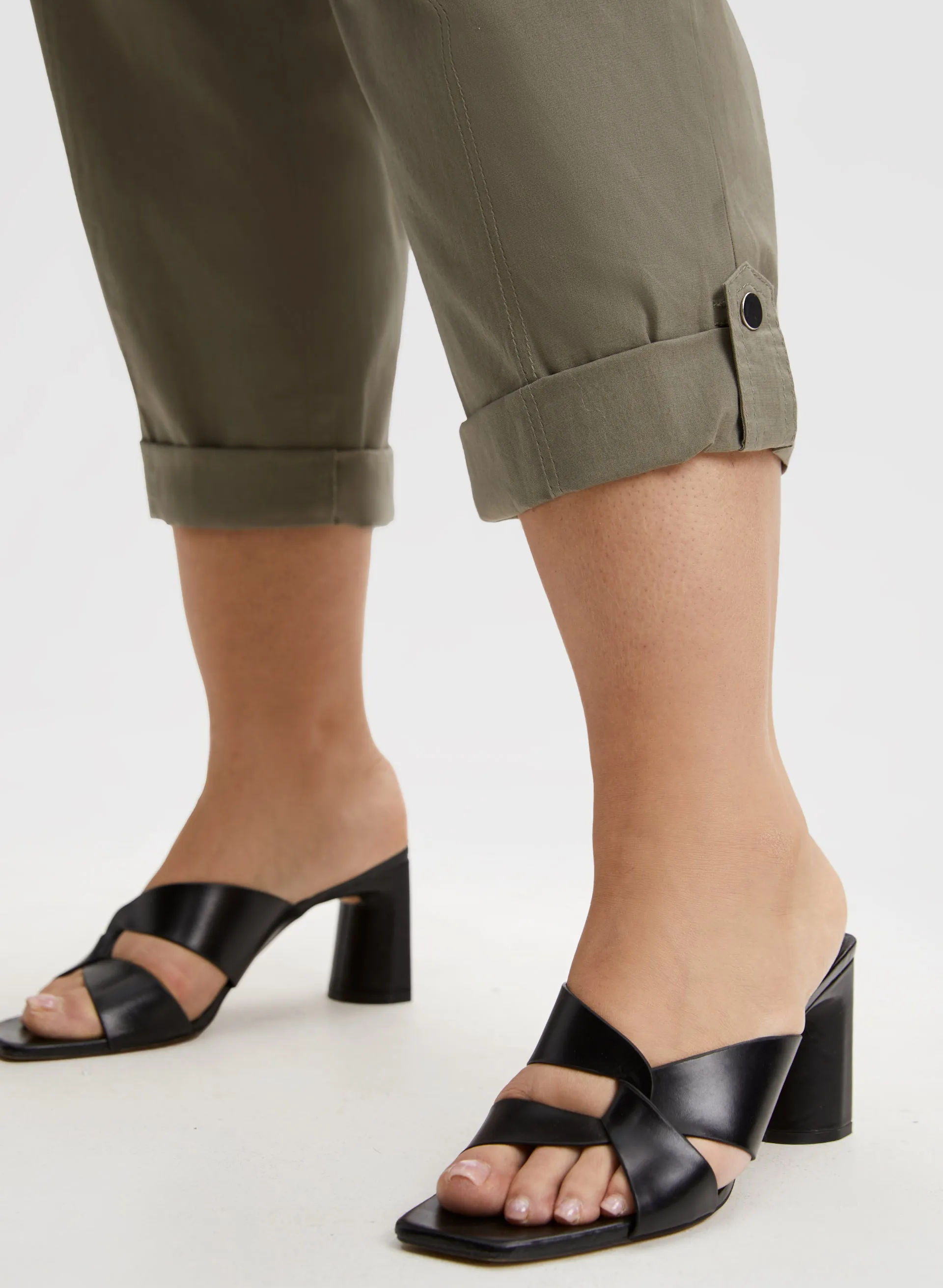 Cotton Cargo Capris sold by Laura product image thumbnail 5